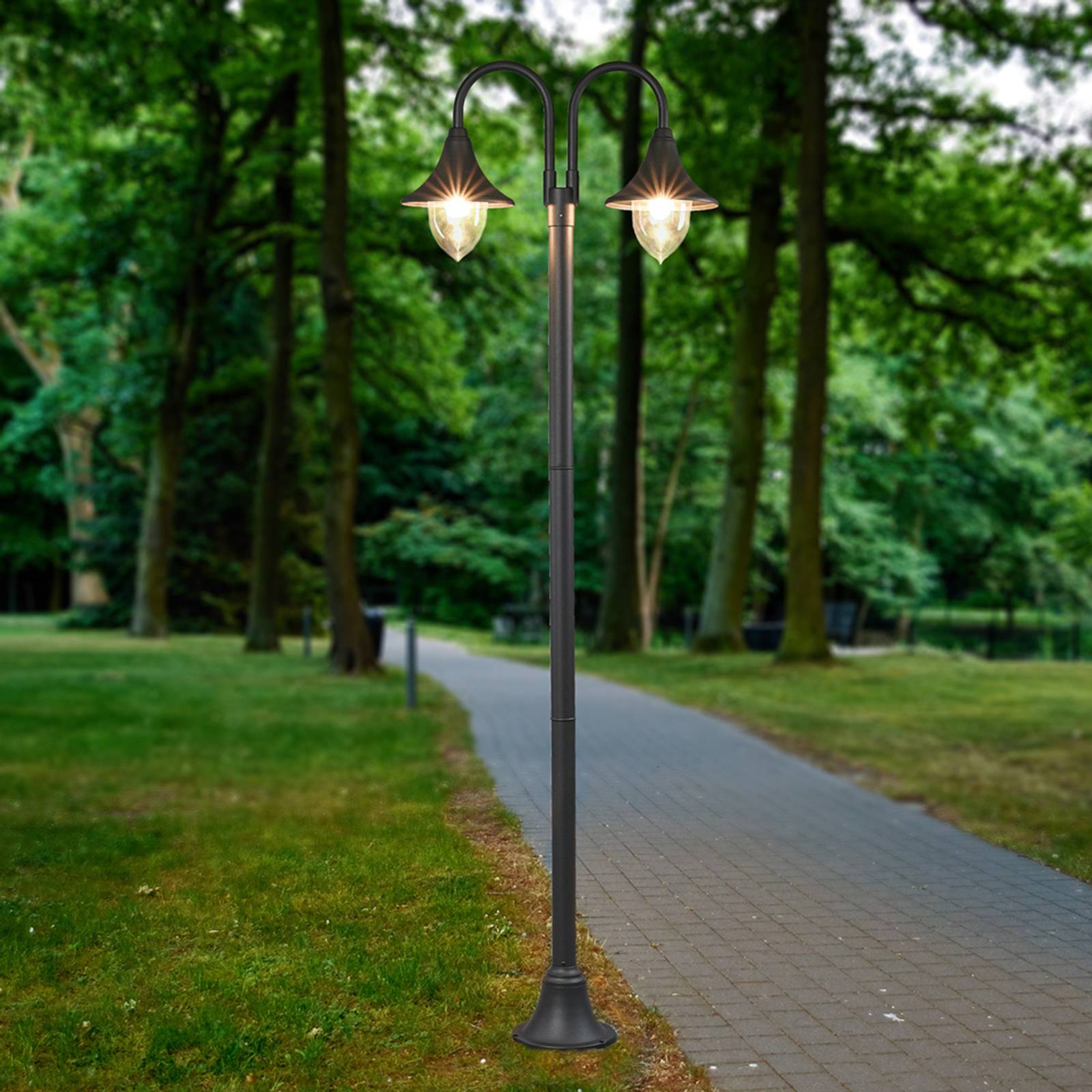 Lindby lampadaire d’extérieur Madea gris aluminium à 2 lampes