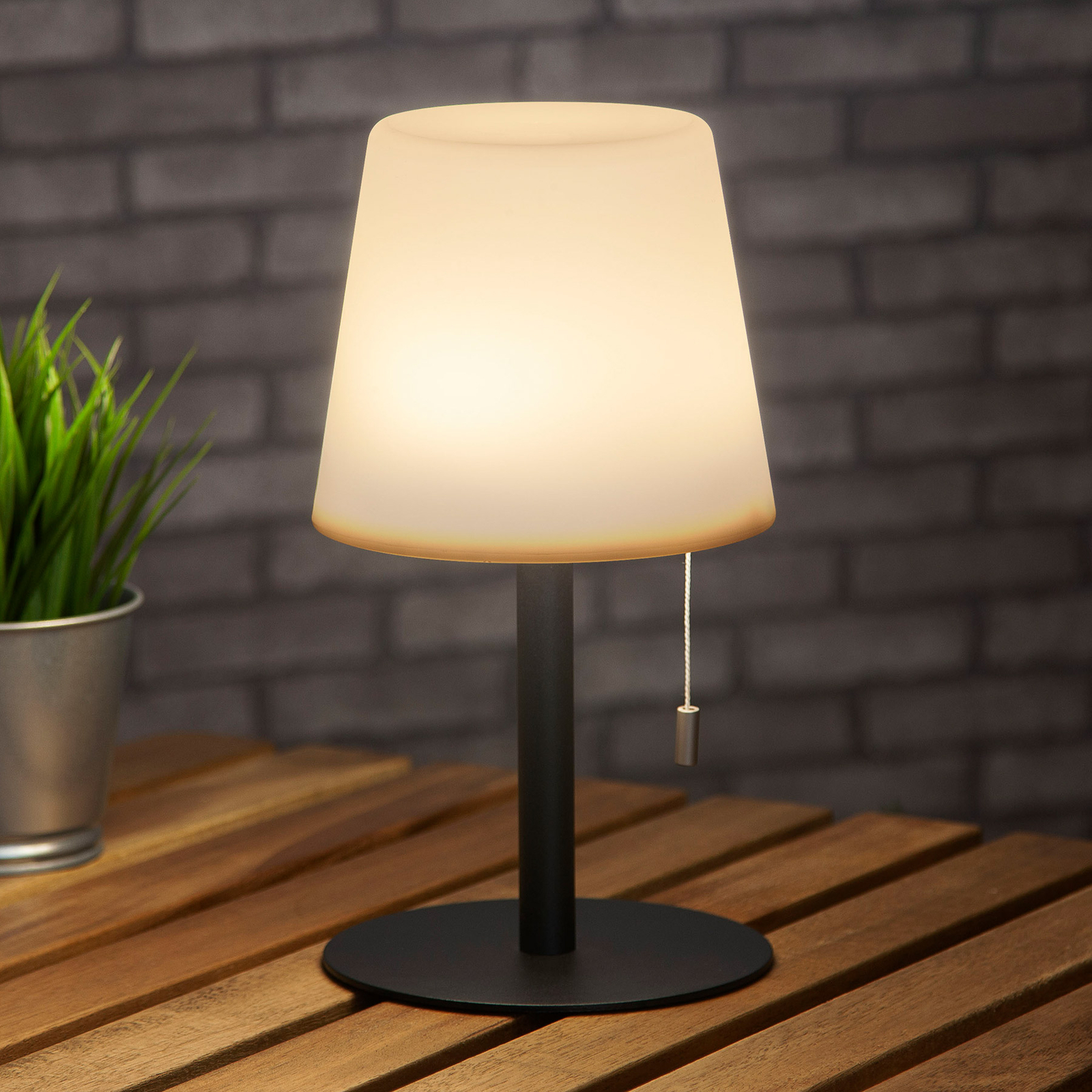 Lindby Ragnaris LED outdoor table lamp, USB, RGB