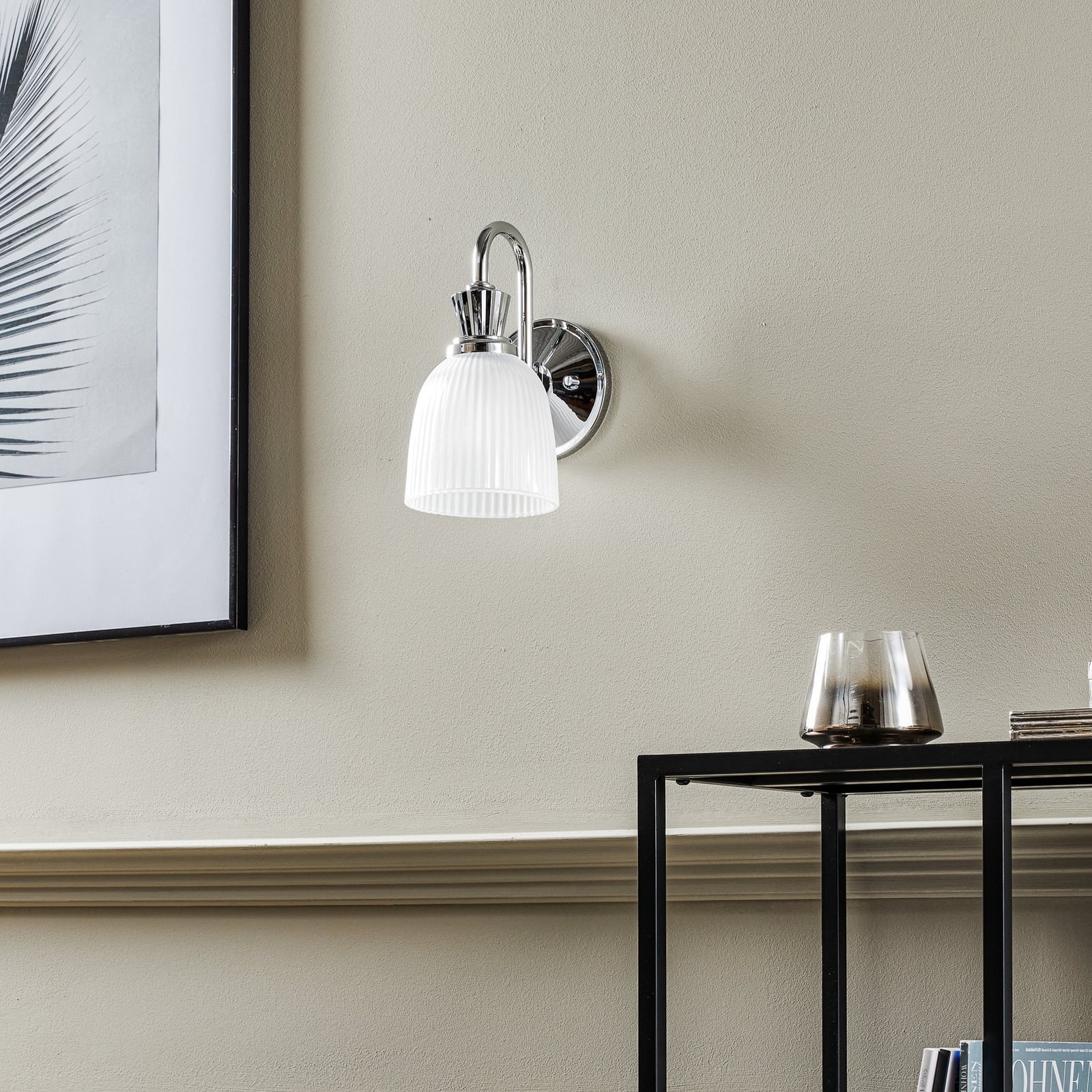 Applique murale LED Cora pour salle de bain, à 1 lampe, verre, IP44 - Elstead