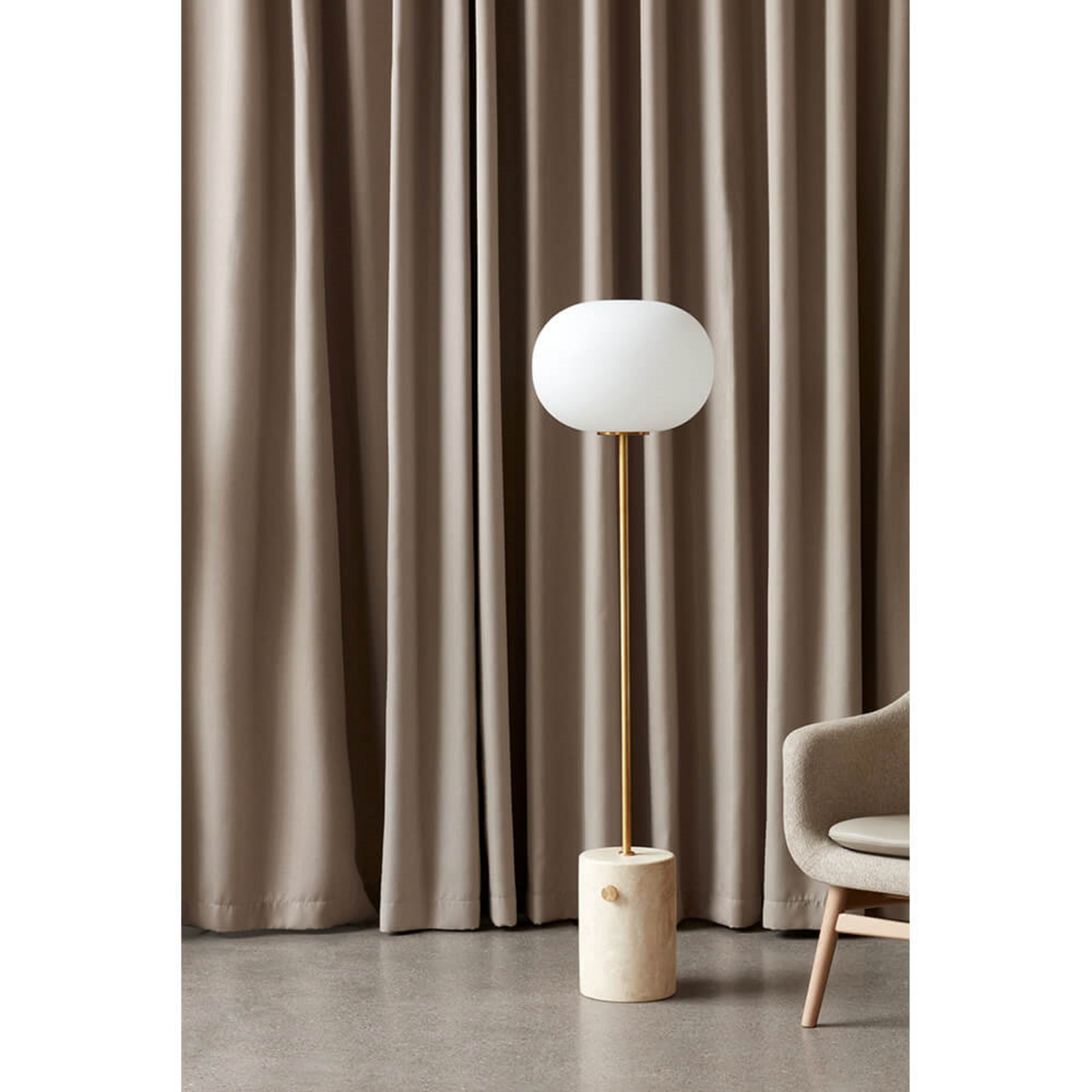 JWDA Lampadar Travertine/Brushed Brass - Audo Copenhagen