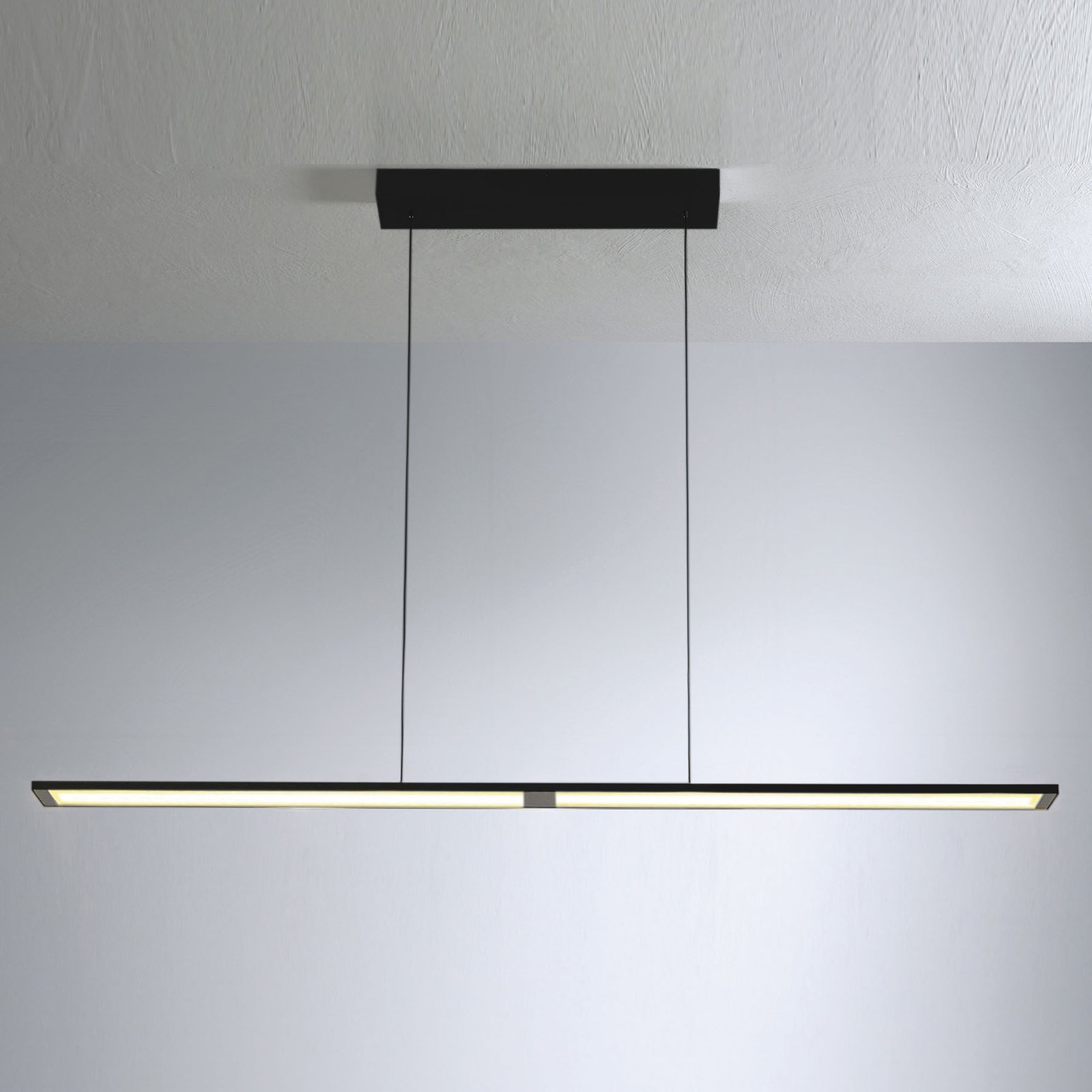 Lampada a sospensione Fly LED di Bopp lunga 140 cm