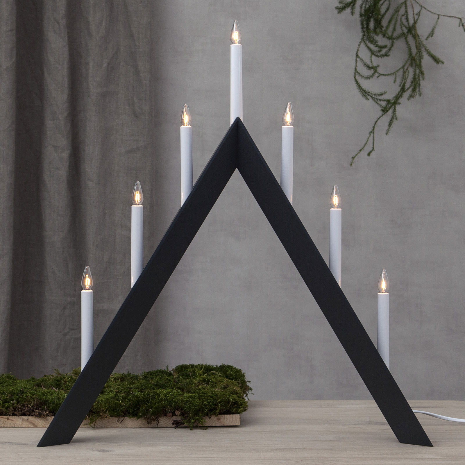 Kerzenleuchter Arrow, spitz, 7flammig