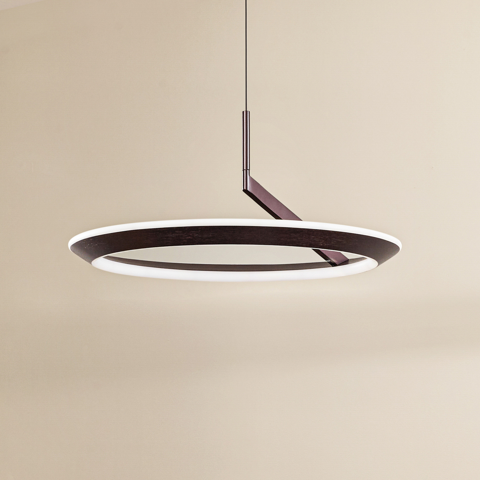 Lucande LED-Hängeleuchte Eldra, kaffeebraun, Ø 55 cm, CCT