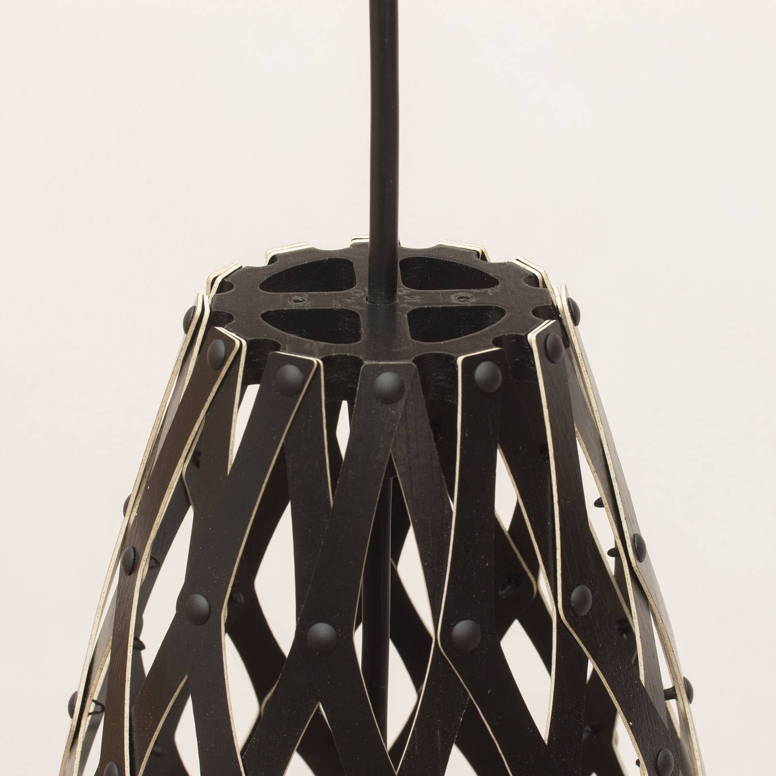 Levně david trubridge Hinaki závěsná lampa 50 cm černá