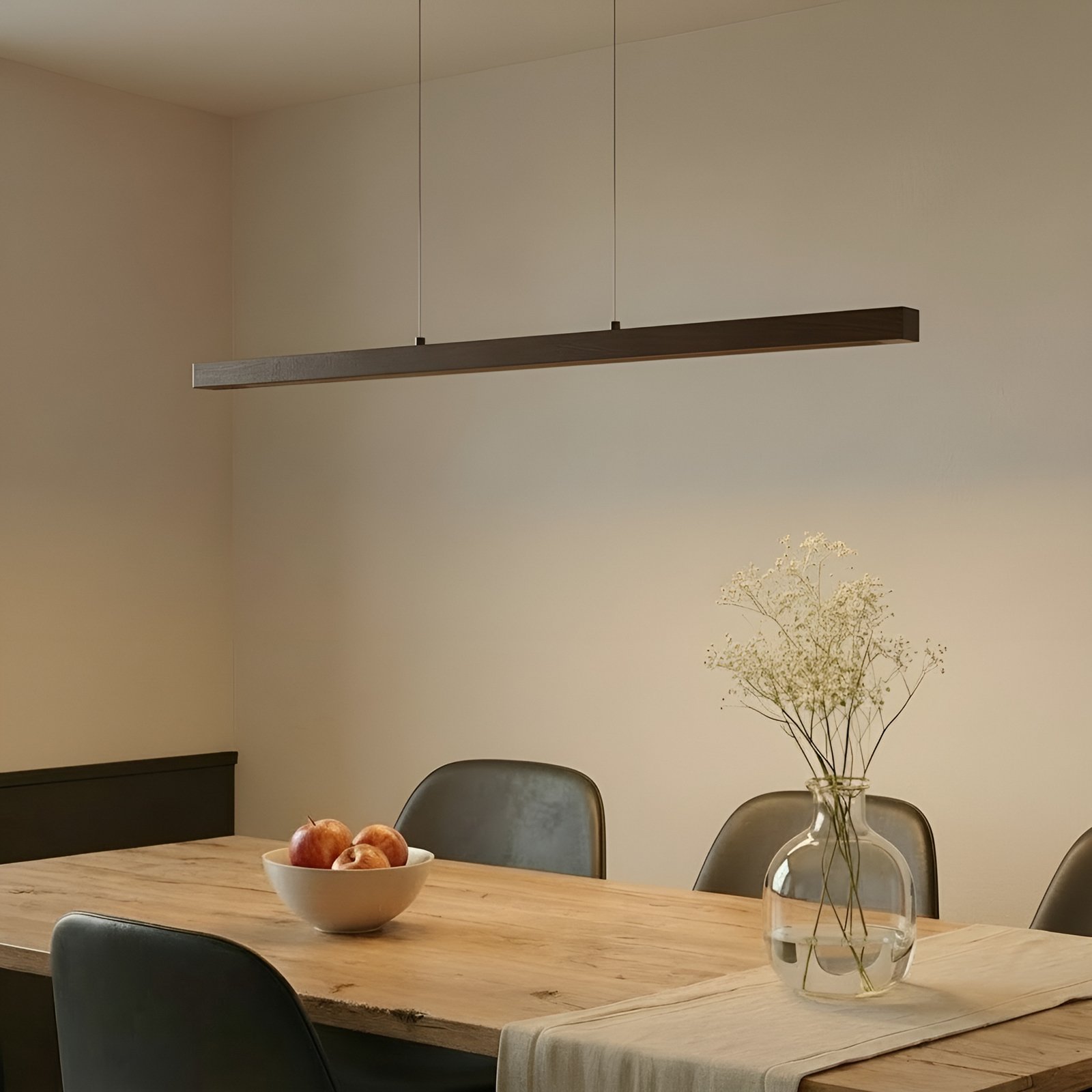 Lucande LED-riippvalgust Nihalo, pähkel, 122 cm, dimmeriga, CCT