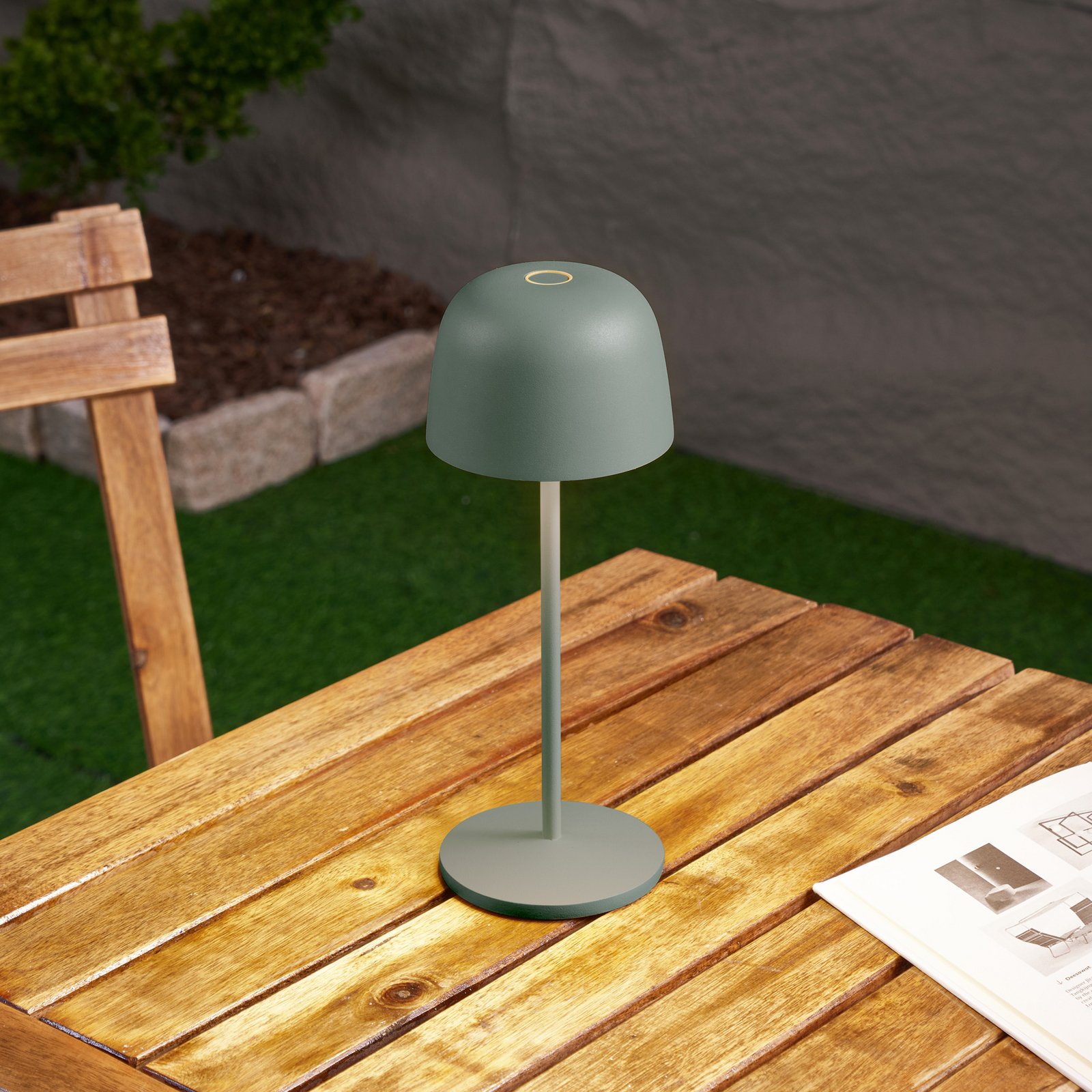 Lindby Arietty LED battery-powered table lamp, green, dimmable, IP54