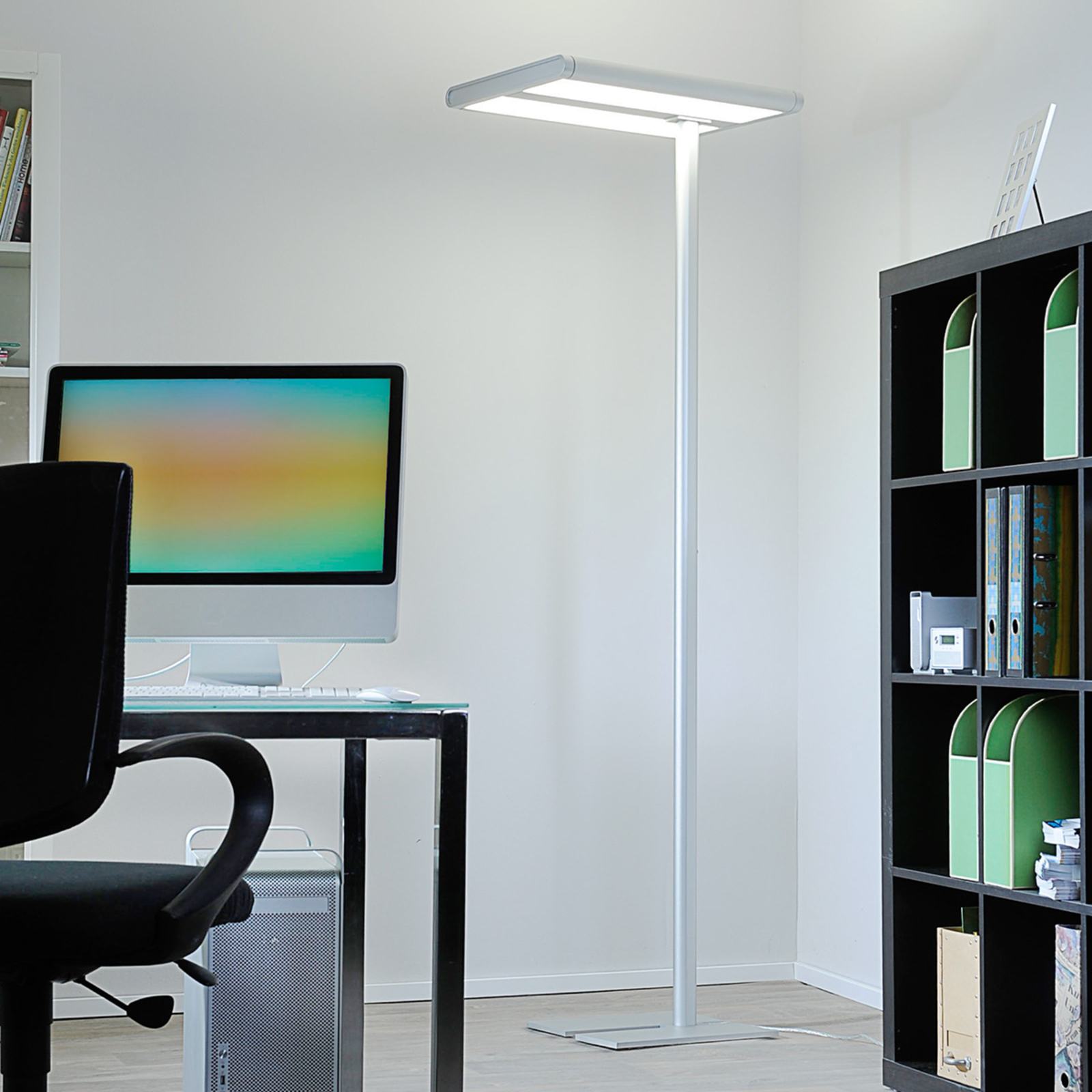 Arcchio High-quality office floor lamp Quirin with LEDs, for Workroom / Office, aluminium, plastic, 110 W, energy efficiency: A+, L: 60.6 cm, W: 42.1 cm, H: 194.4 cm