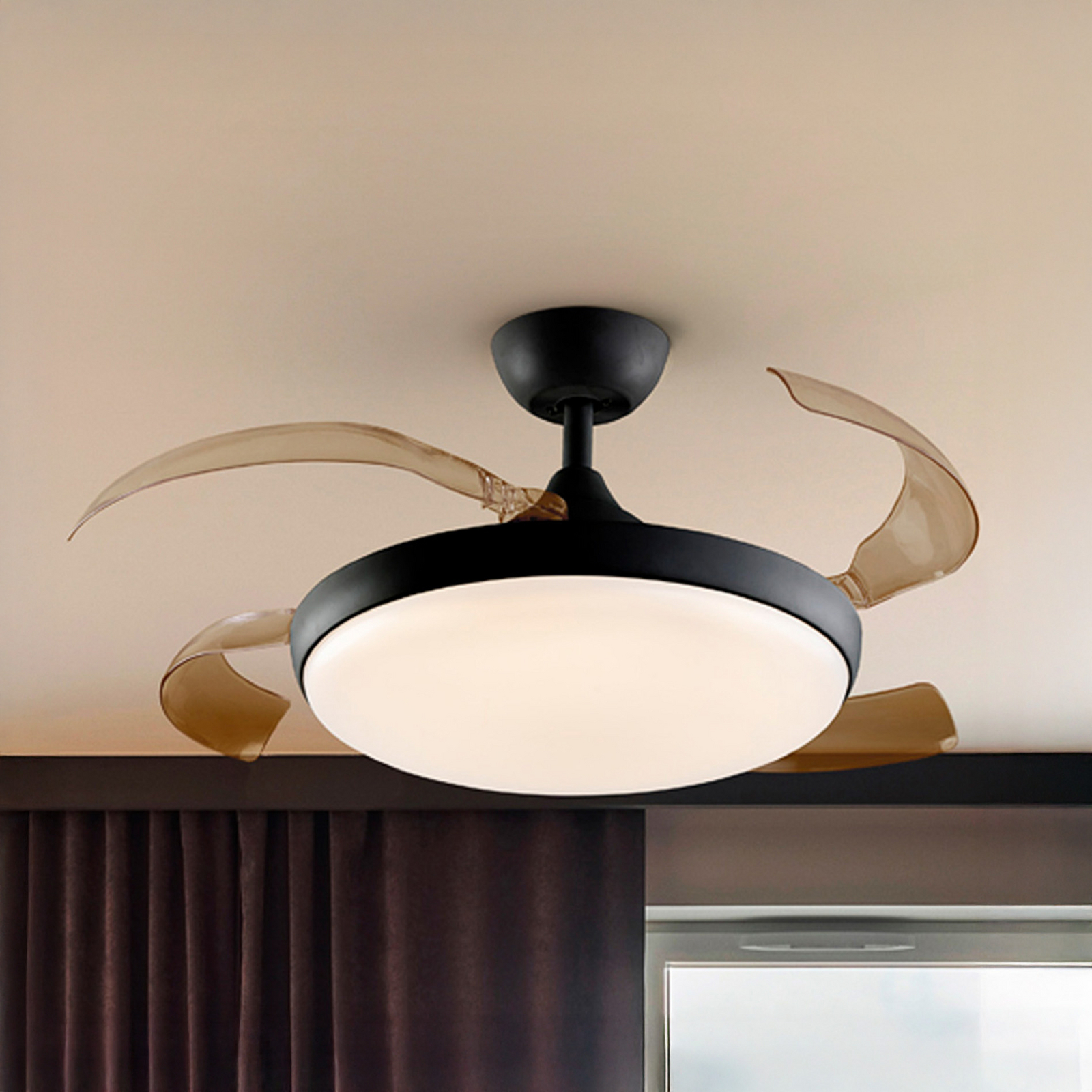 LED stropni ventilator Venturi črn/dimast DC Ø 106 cm tih