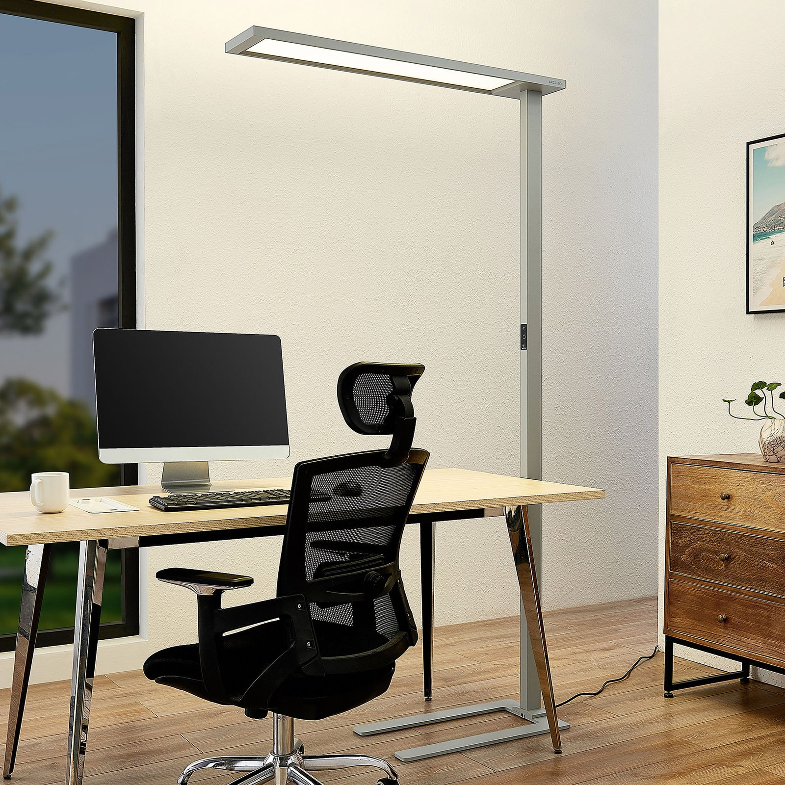 Arcchio Enoria LED-gulvlampe til kontor