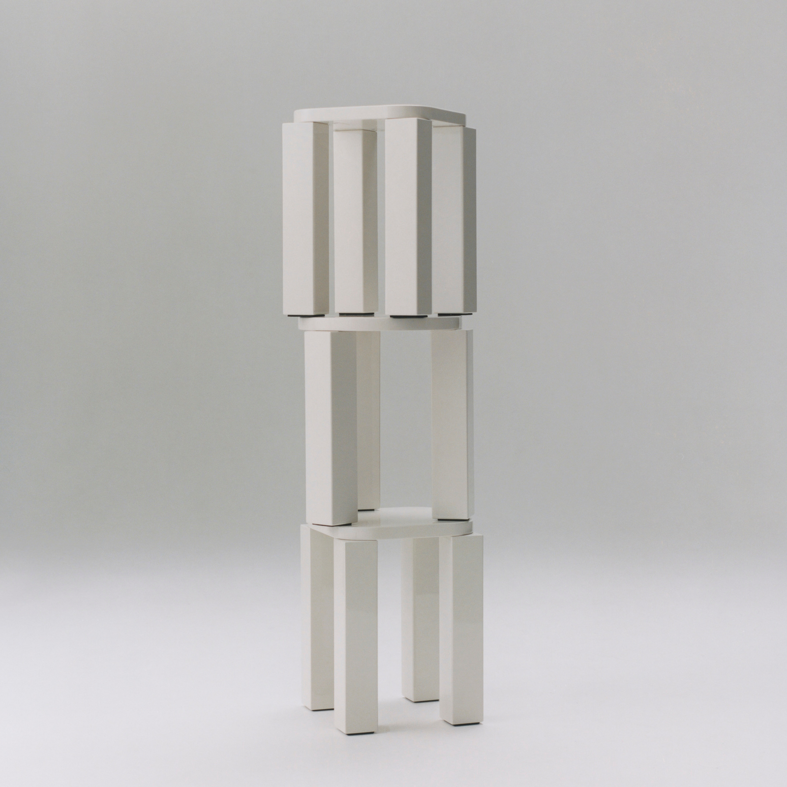 Atlas Hocker, creme, Länge 32 cm, Holz - New Works Atlas Hocker, creme, Länge 32 cm, Holz - New Works