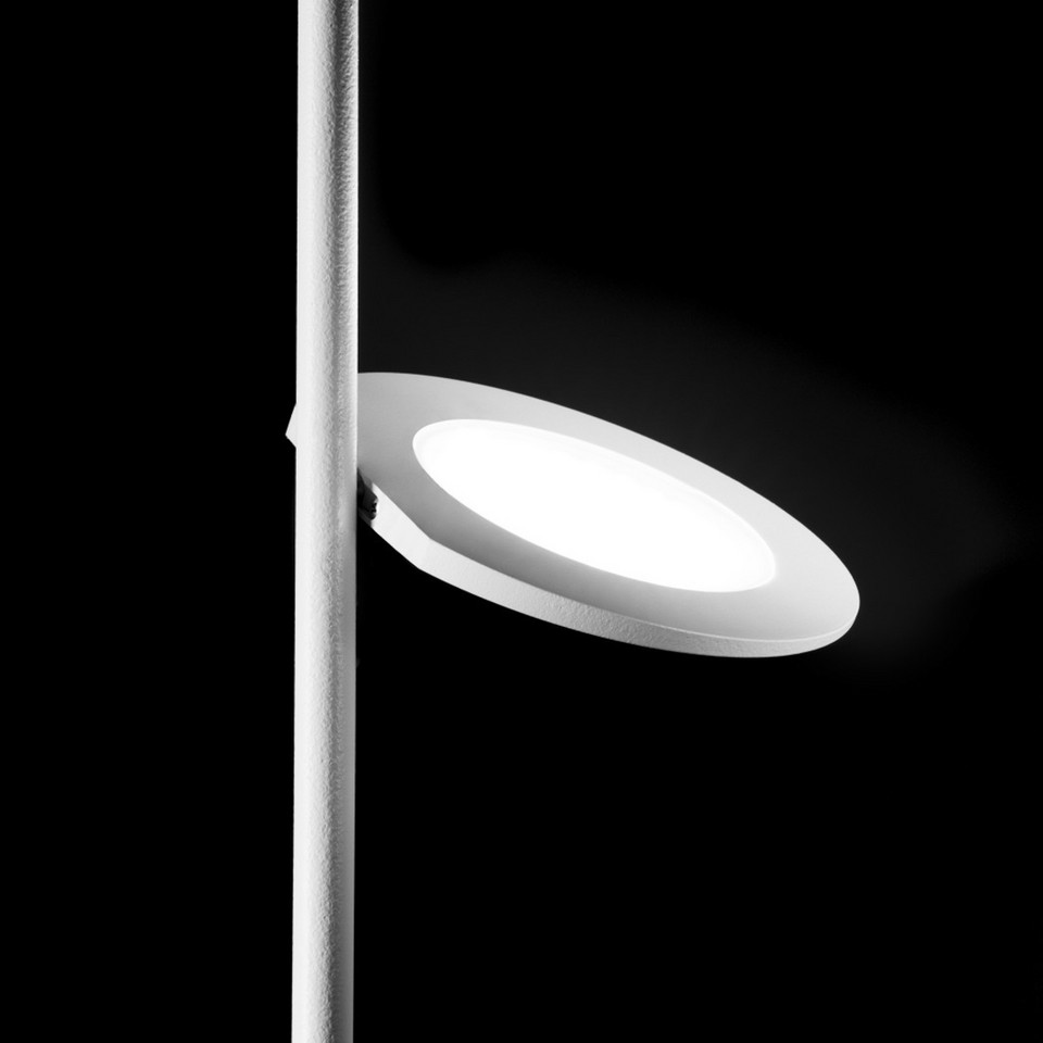 Stilnovo Kimia LED-golvlampa, svart från Stilnovo