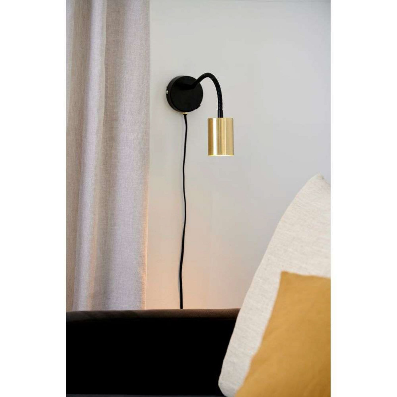 Explore Flex V&auml;gglampa Brass Nordlux - Metall