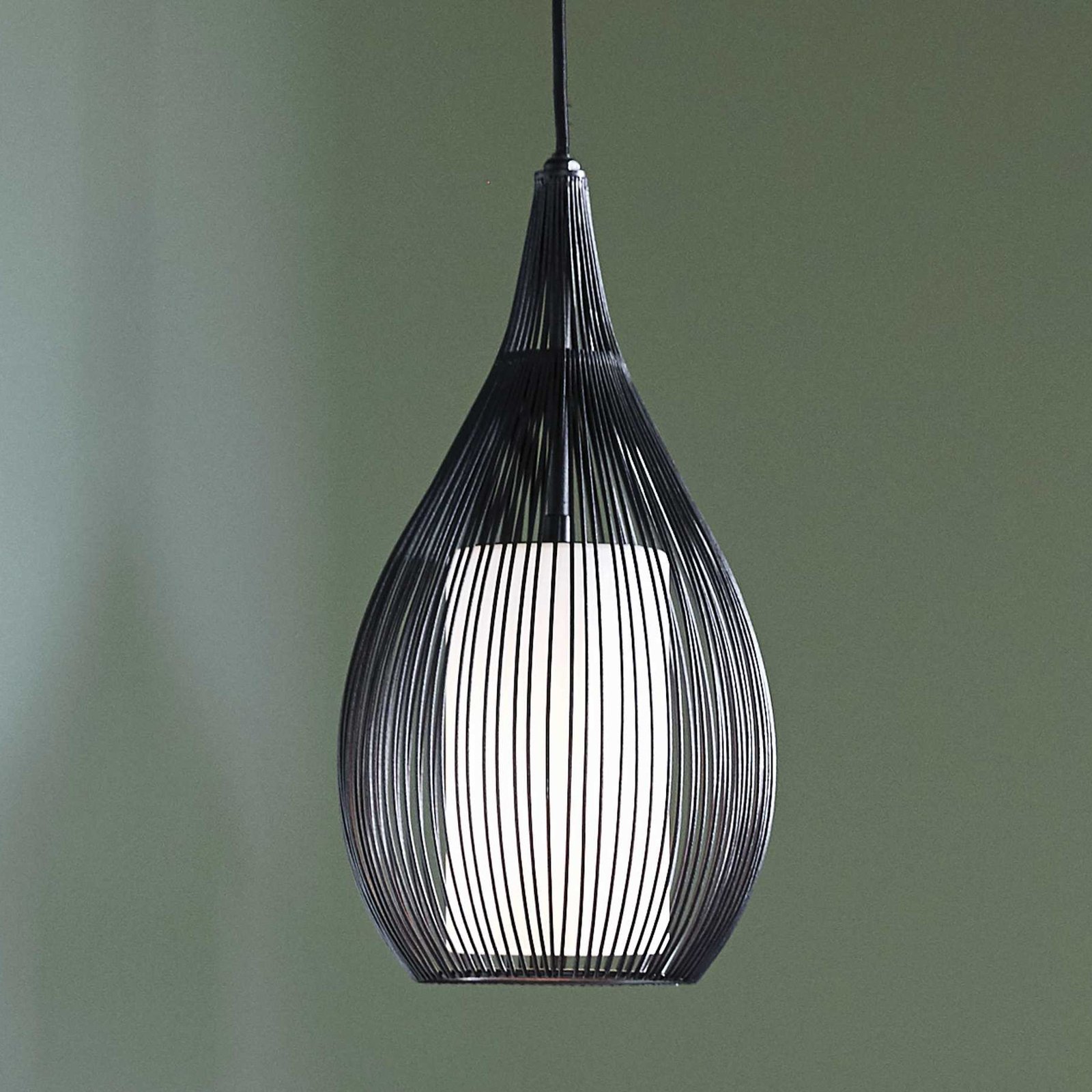 Beacon Solis pendant light, black, metal, glass, Ø 19 cm