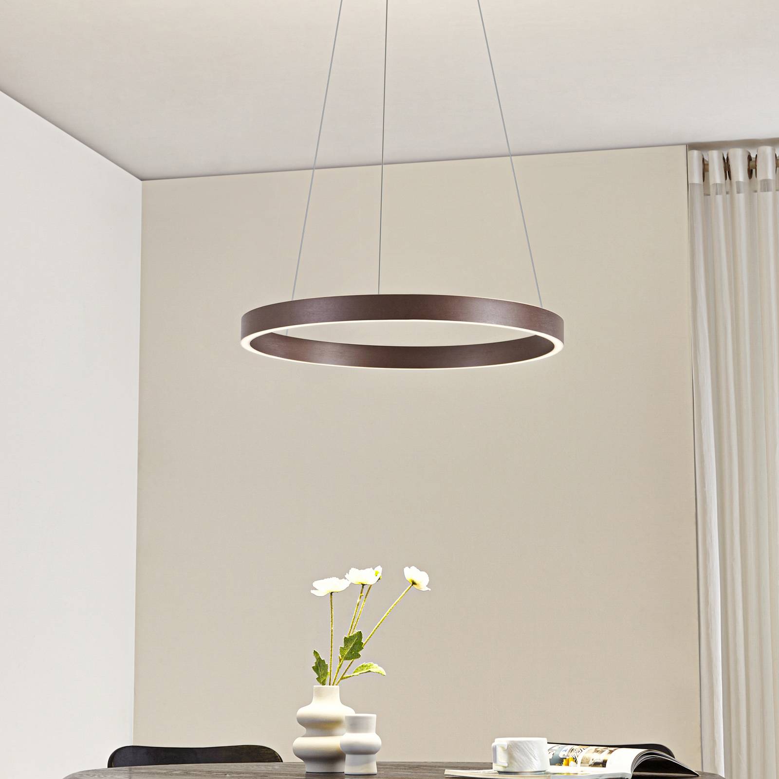Lucande LED-Hängeleuchte Yonam, Ø 60 cm, 1-flg., braun, CCT günstig online kaufen