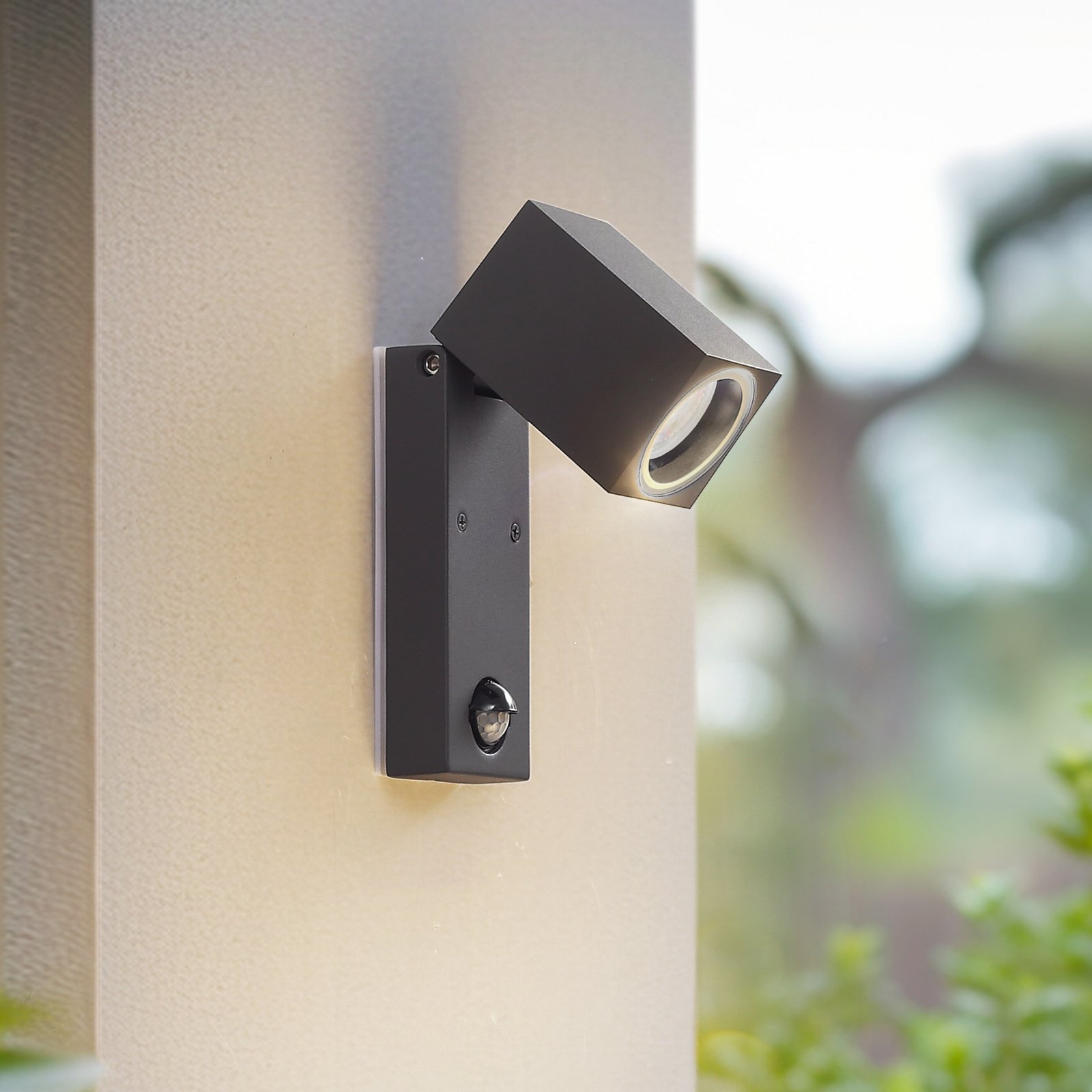 Othil Outdoor Wall Lamp w/Sensor Grey - Lindby