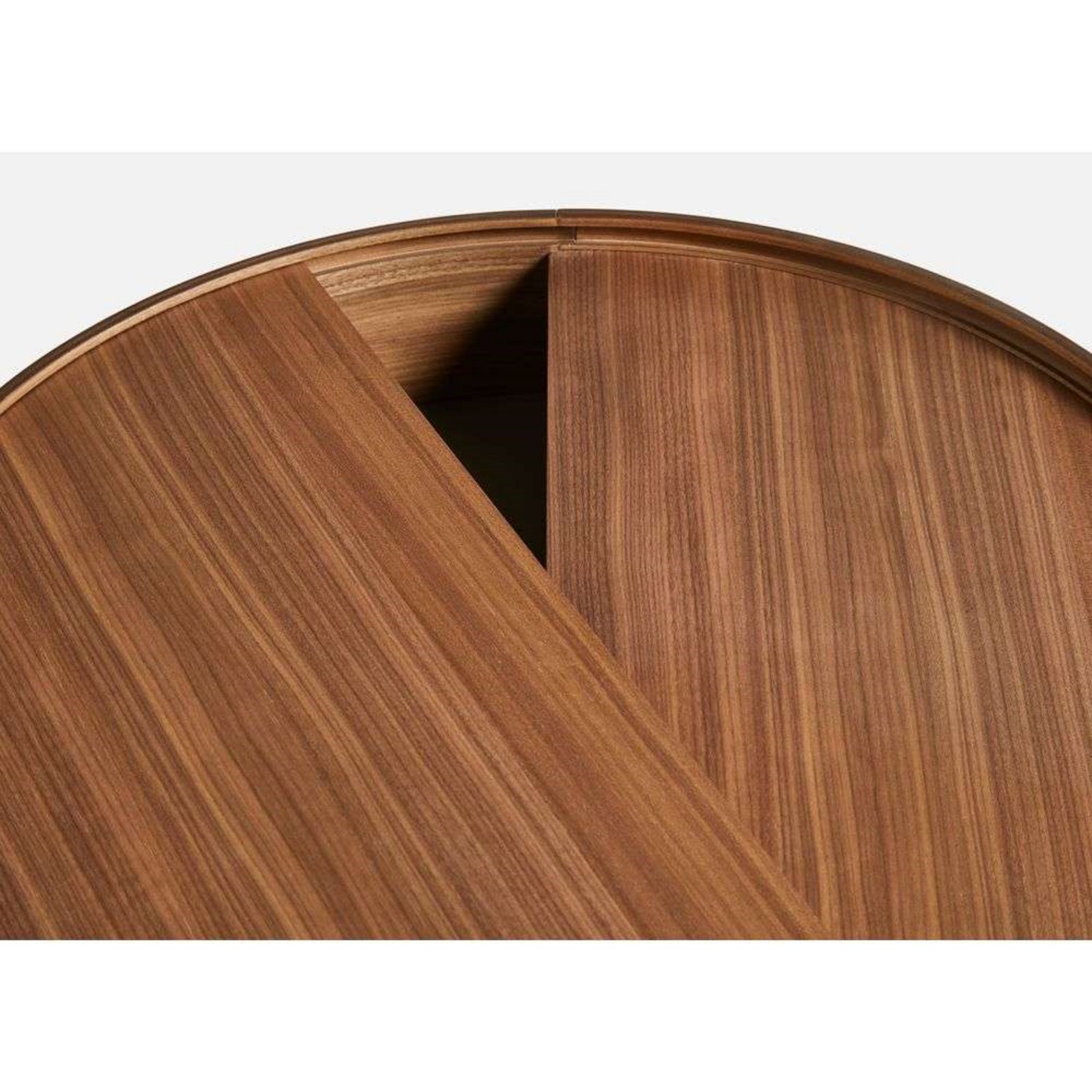 Arc Coffee Table Ø66 Walnut - Woud