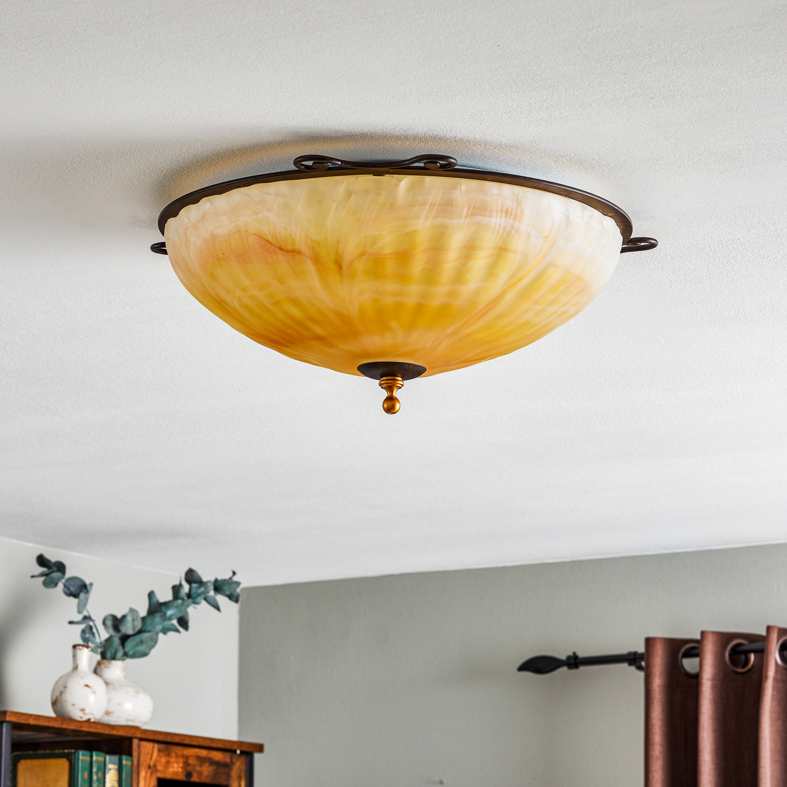 With an antique style - ceiling light Armelle