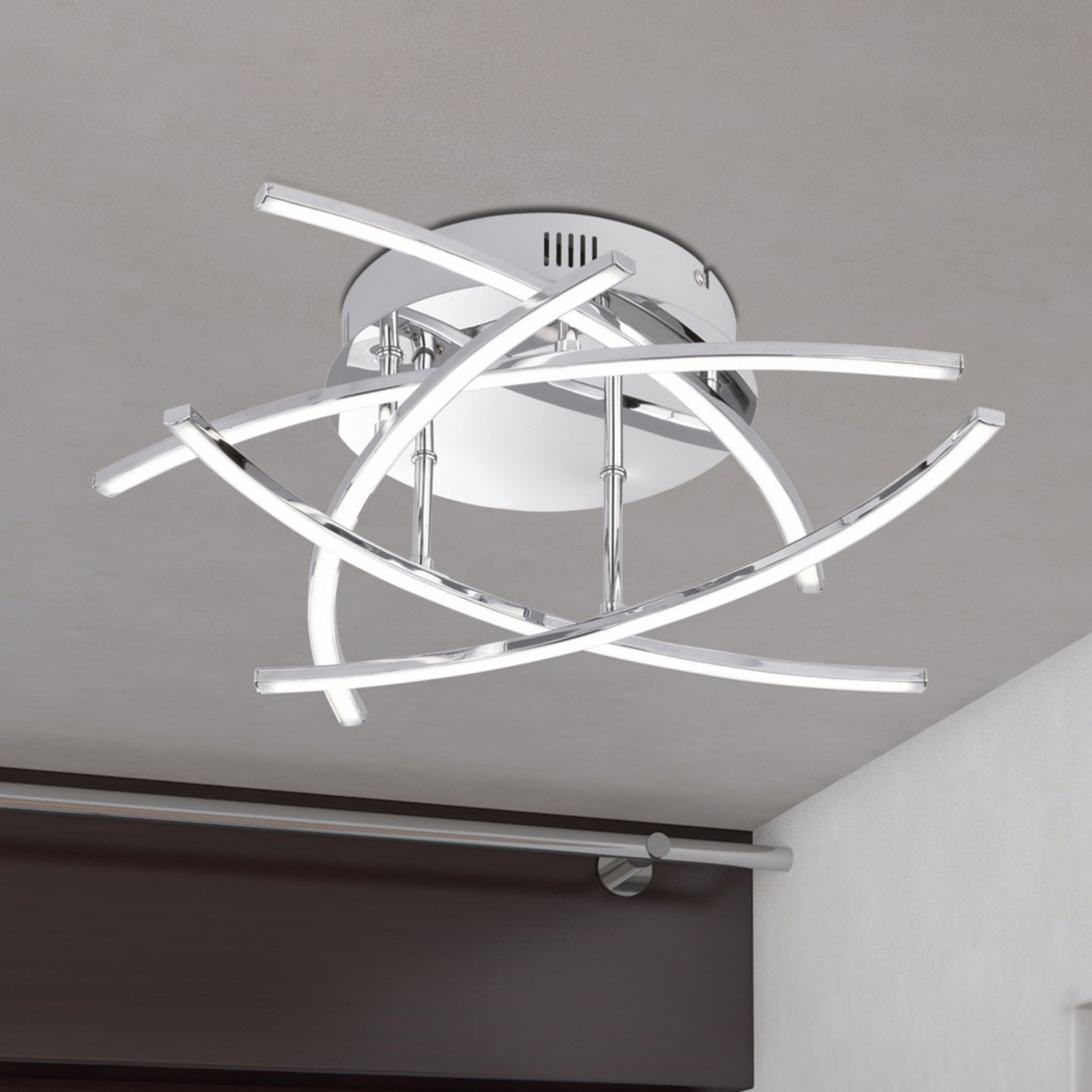 Cross LED ceiling lamp 5-bulb, chrome
