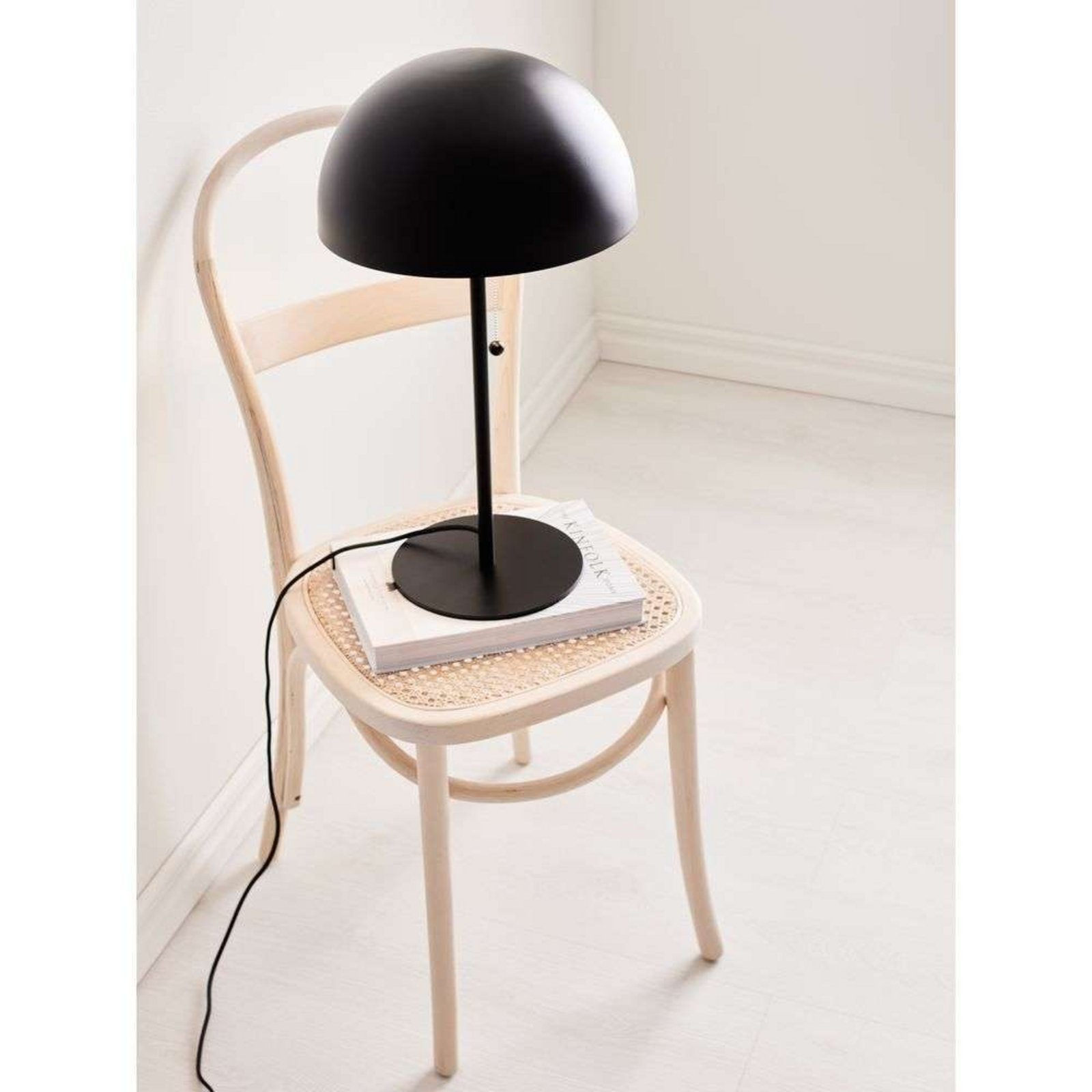 Dome Bordlampe Black - Markslöjd