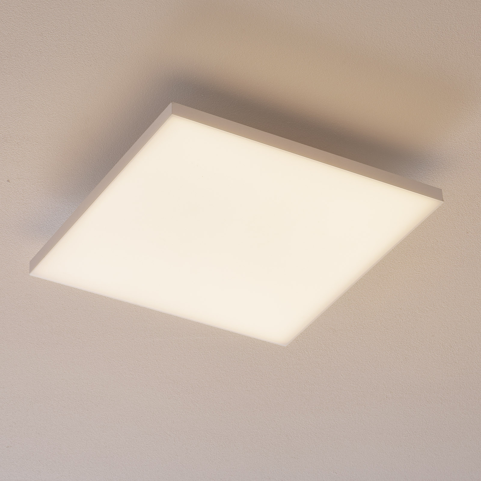 Paul Neuhaus Q-FRAMELESS lámpa RGBW 45x45cm
