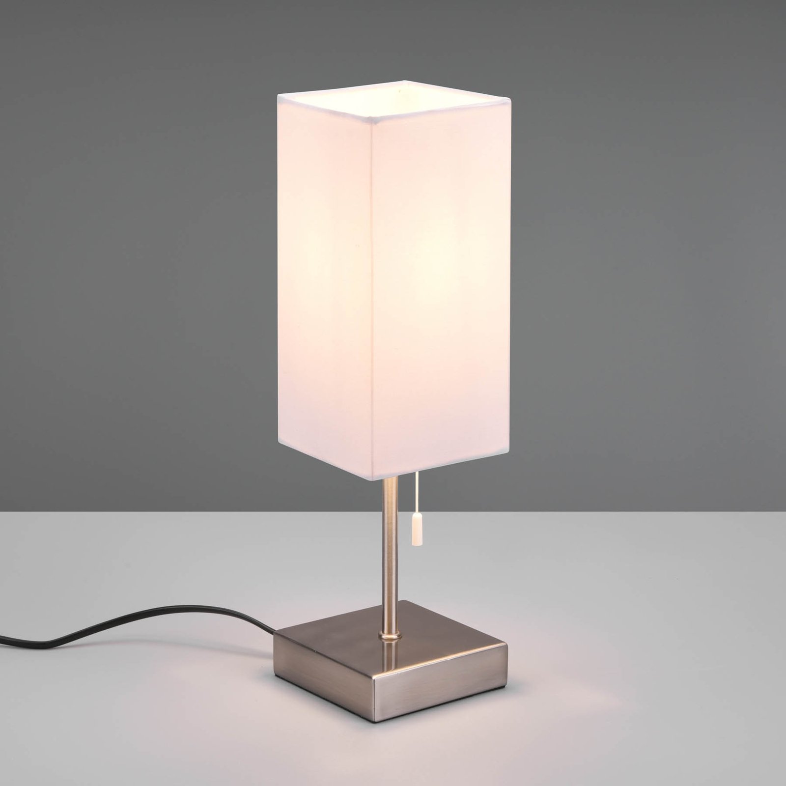 Ole table lamp with USB port