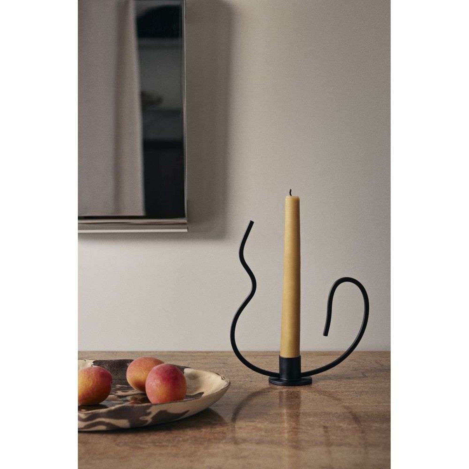 Valse Candle Holder Low Black - ferm LIVING