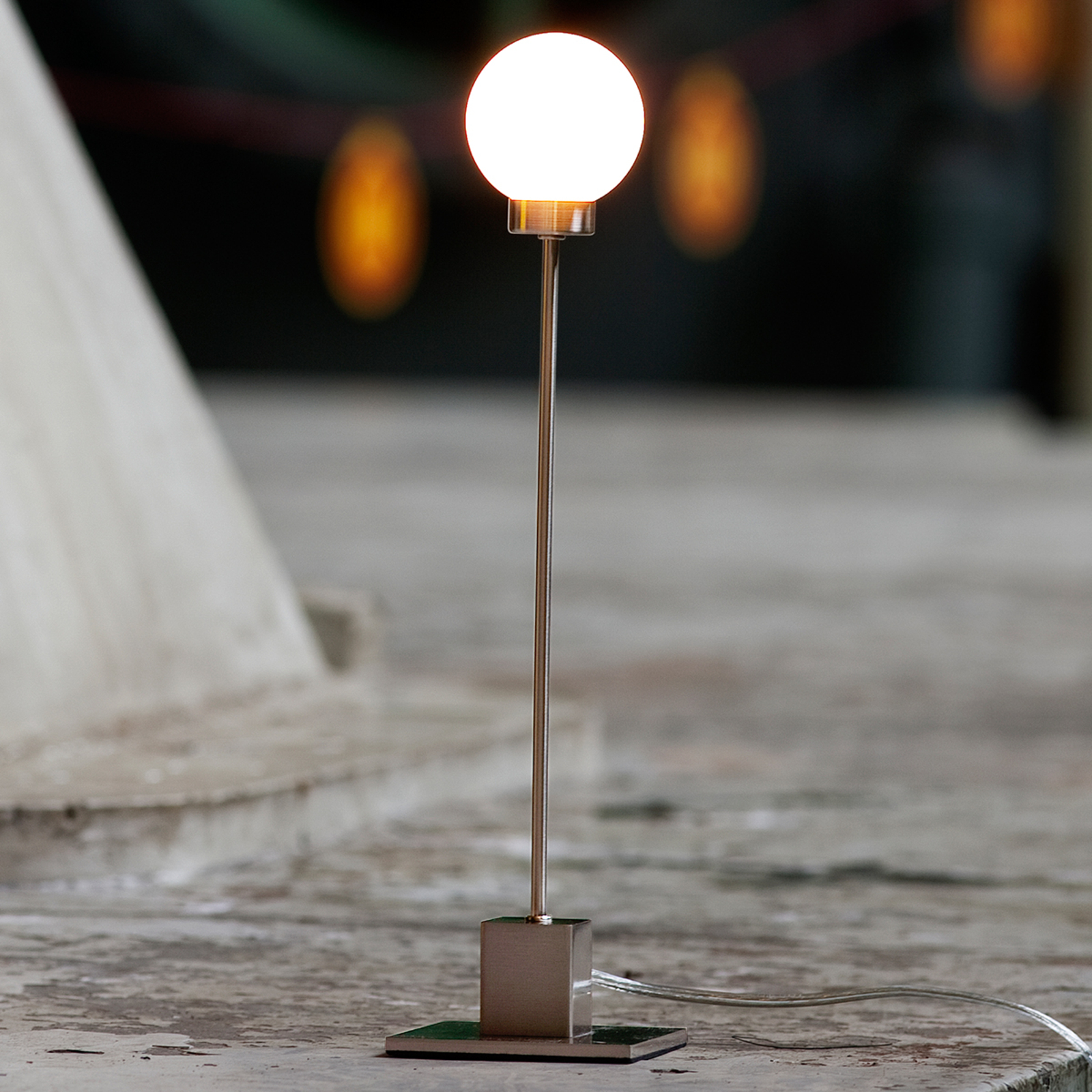 Northern Minimalist table lamp Snowball, metallic, for Living / Dining Room, aluminium, steel, glass, G9, 40 W, energy efficiency: D, L: 10 cm, W: 10 cm, H: 41 cm