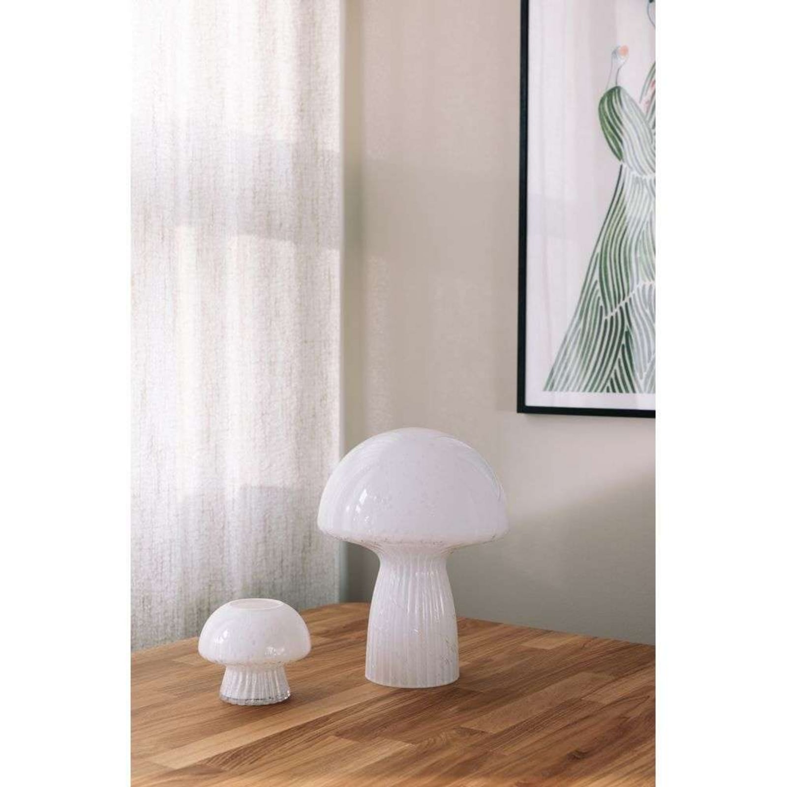 Fungo 22 Galda Lampa Special Edition Balts - Globen Lighting