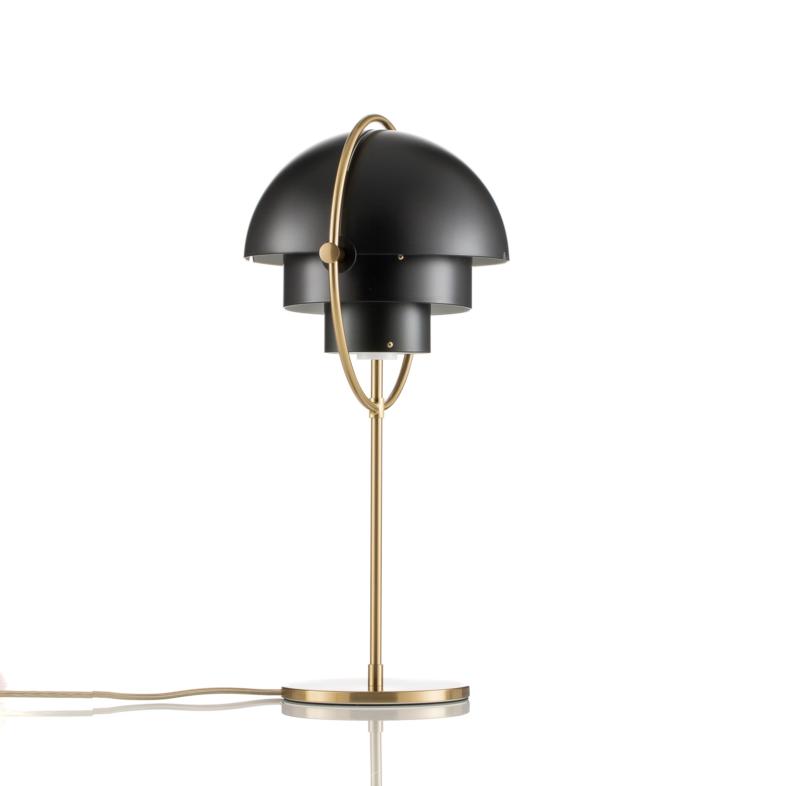 GUBI Tischleuchte Multi-Lite, Höhe 50 cm, Gestell messing