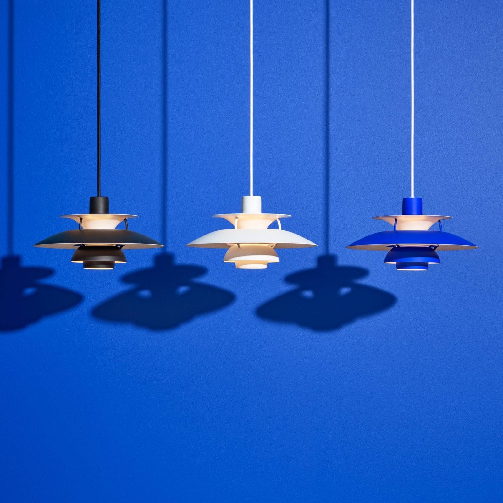 PH 5 Mini Pendelleuchte Monochrome Blue - Louis Poulsen