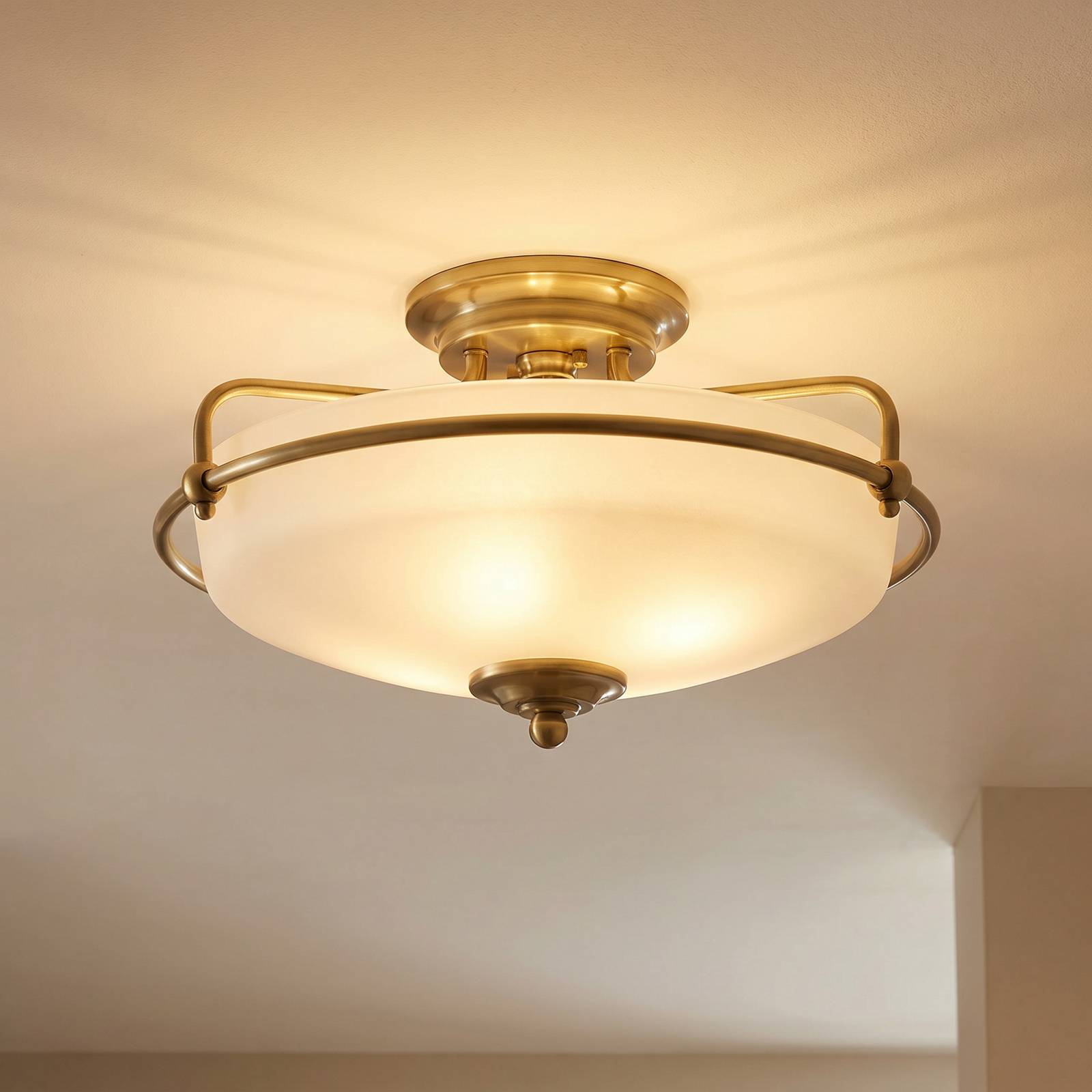 Quoizel Griffin F Ceiling Light, Ø 42 Cm, Opal Glass Shade, Brass