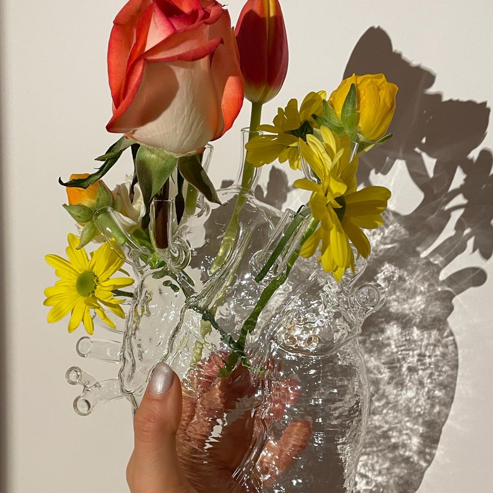 SELETTI Love in Bloom-vase, klar, højde 24 cm, hjerteformet, glas