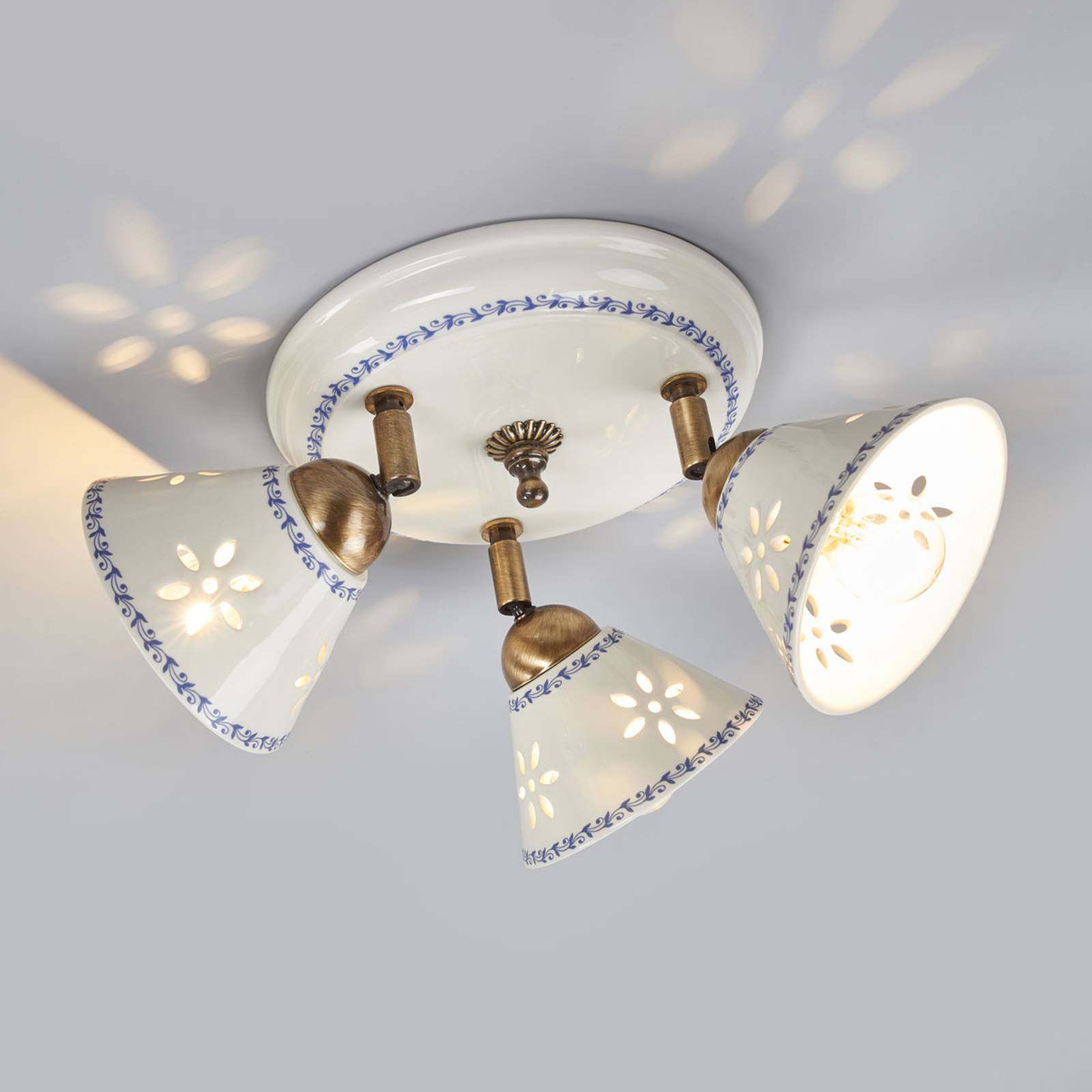 Plafondlamp NONNA van wit keramiek, 3-lichts
