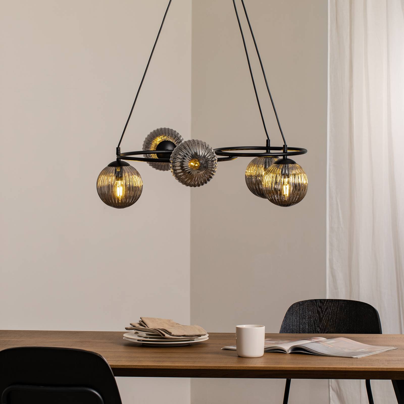 Lampa do salonu Libra, dymny szary/czarny, Ø 70 cm, 5-punktowa.