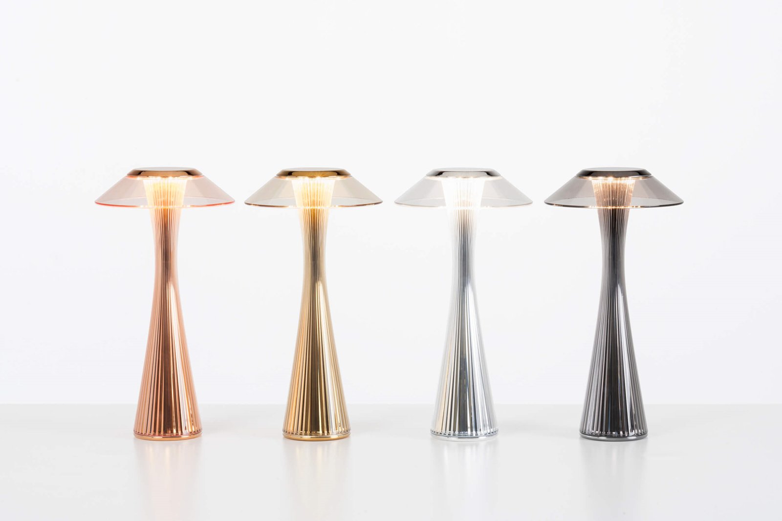 Space Stolna lampa Bakar - Kartell