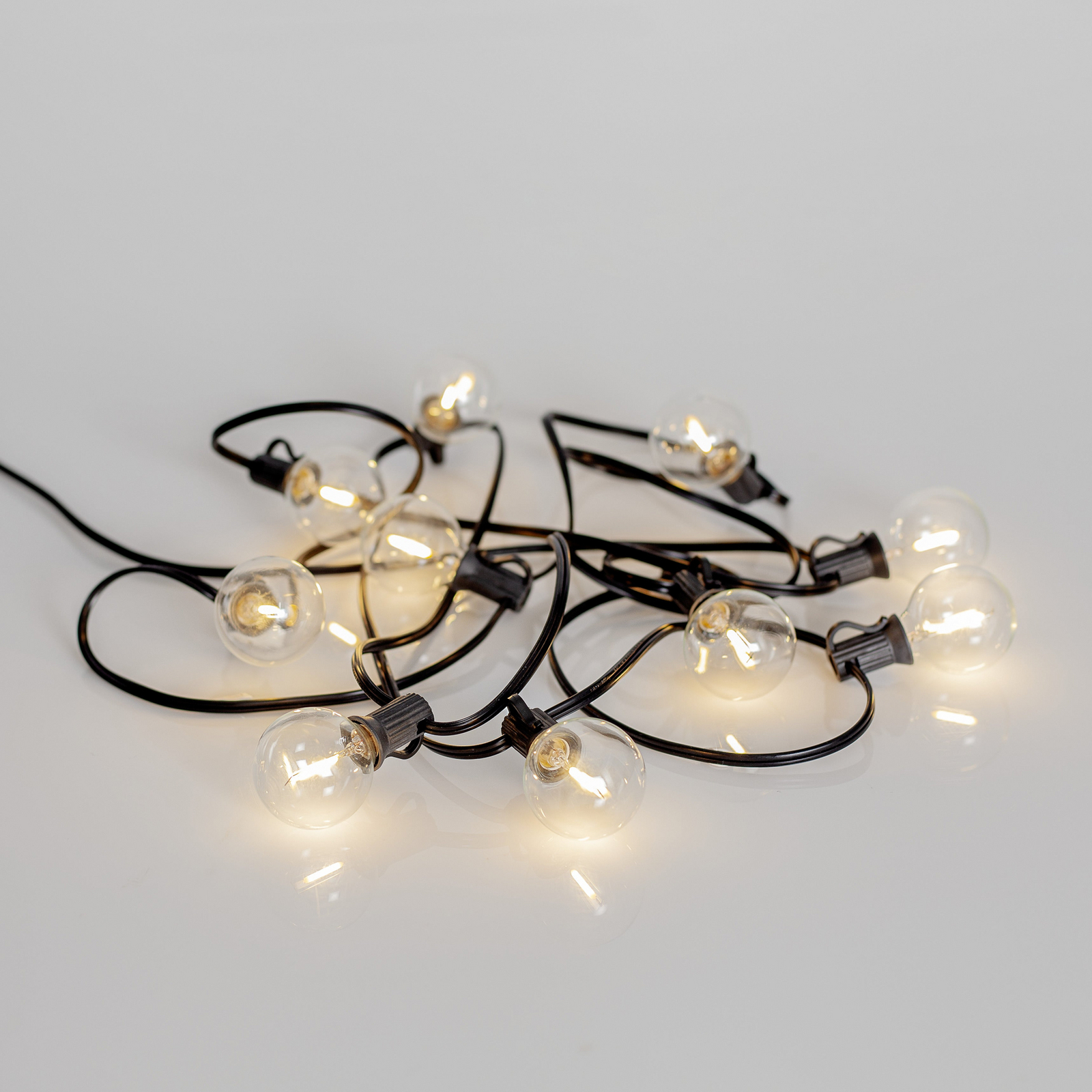 Globe Mini LED fairy lights, 10-bulb, 270 cm, 3000K Globe Mini LED fairy lights, 10-bulb, 270 cm, 3000K