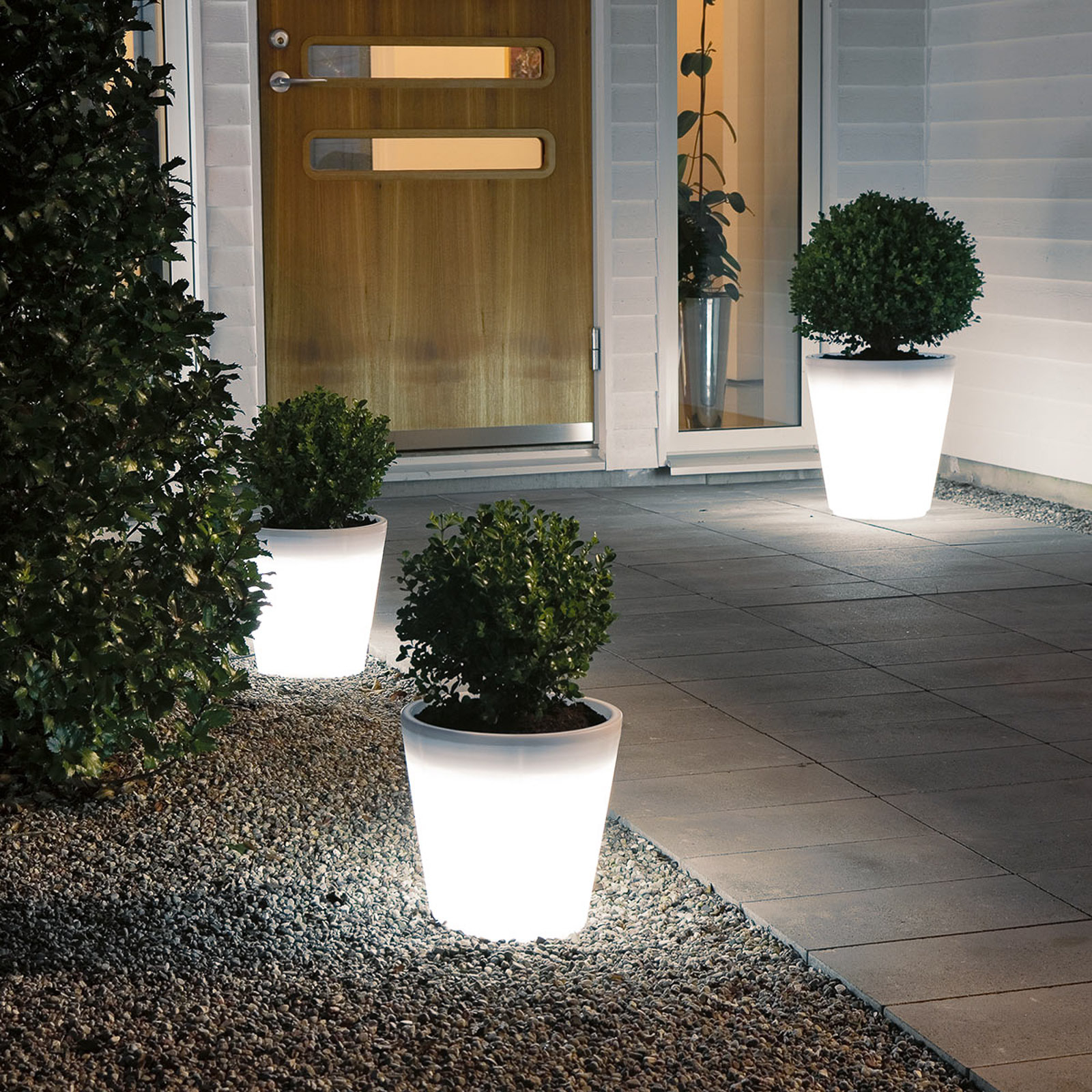 LED-Blumentopf Assisi beleuchtet