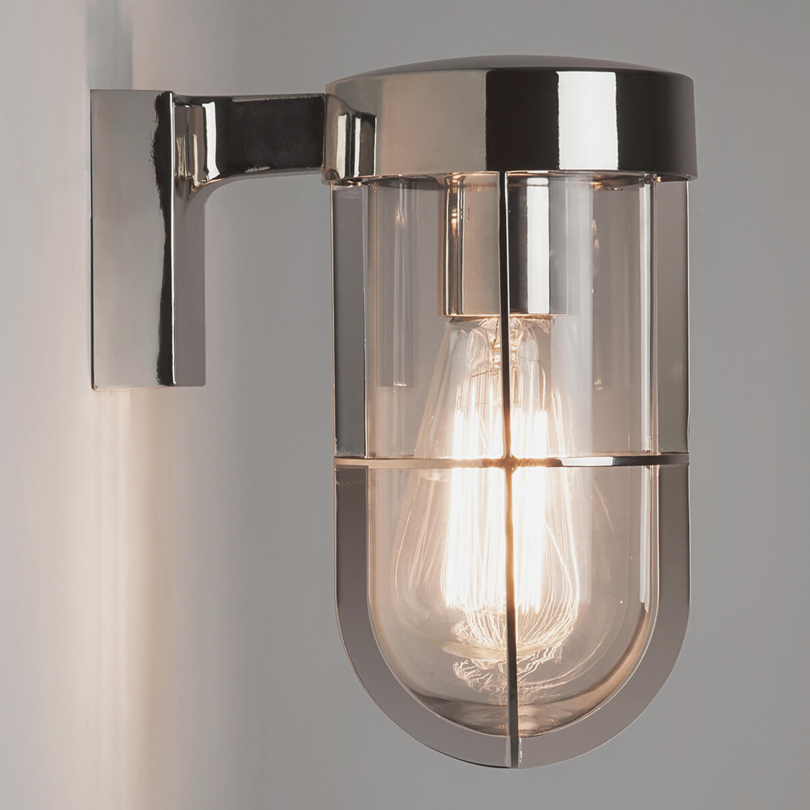 Astro Cabin Wall outdoor wall light, polished nickel, metal, glass, E27, 60 W, energy efficiency: A++, W: 11.6 cm, H: 22 cm