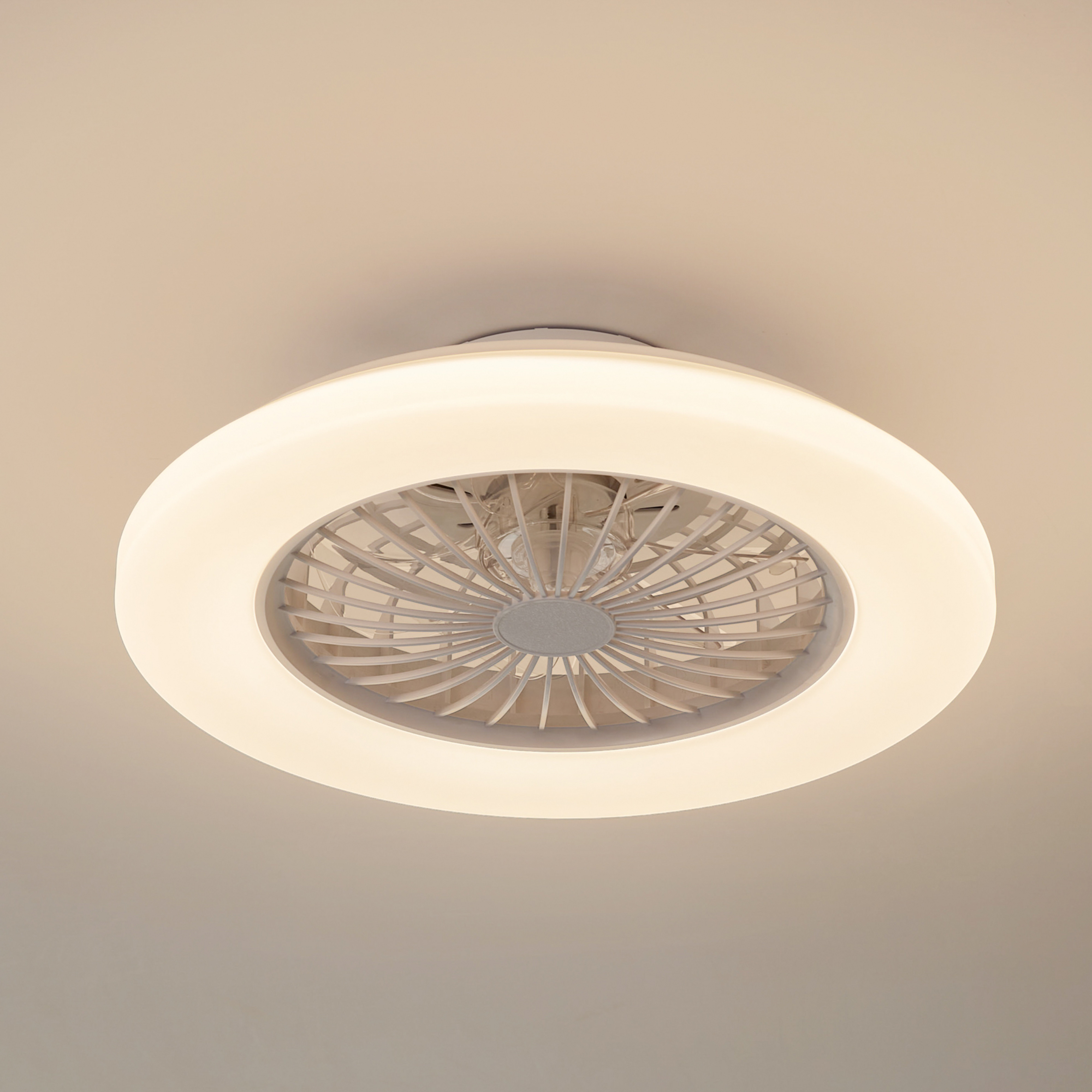Lindby LED-Deckenventilator Vedin, DC, leise, Ø 49 cm, CCT