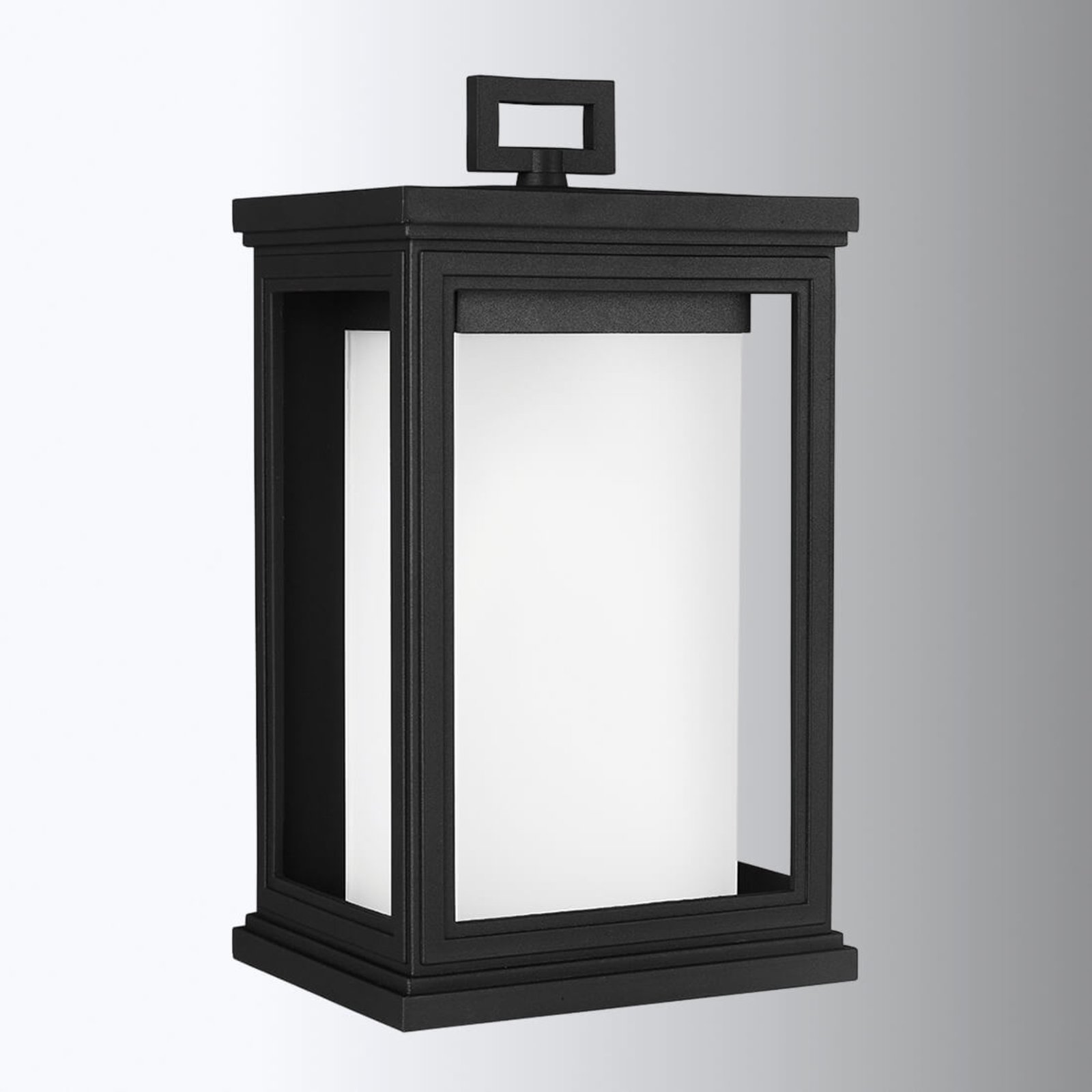 Medium - Roscoe wall light for outdoor areas