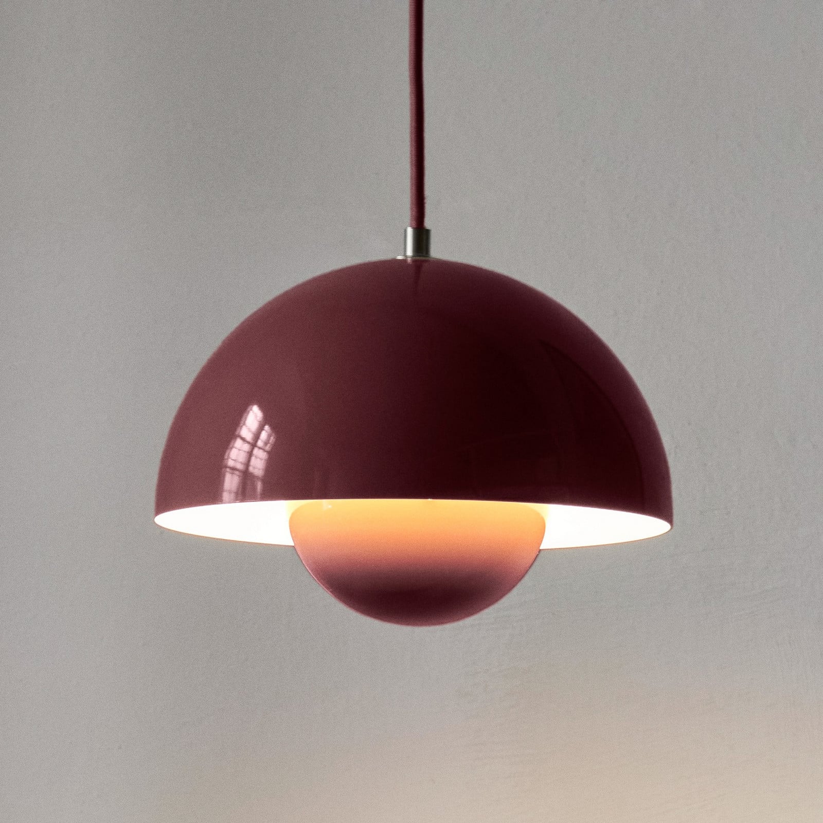 Flowerpot VP1 pendellampe violet &Tradition - Stue - Design - Metal - Med én lyskilde