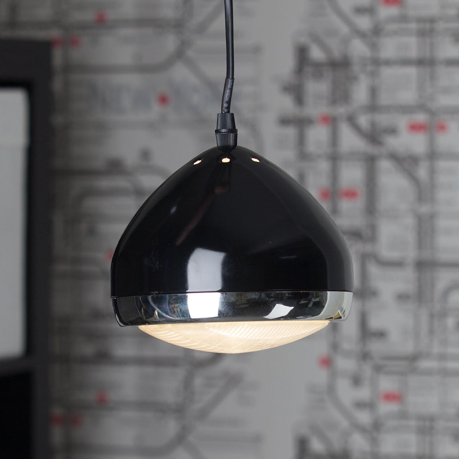 Brilliant One-bulb pendant light RIDER, black, for Living / Dining Room, metal, glass, E14, 25 W, energy efficiency: A++