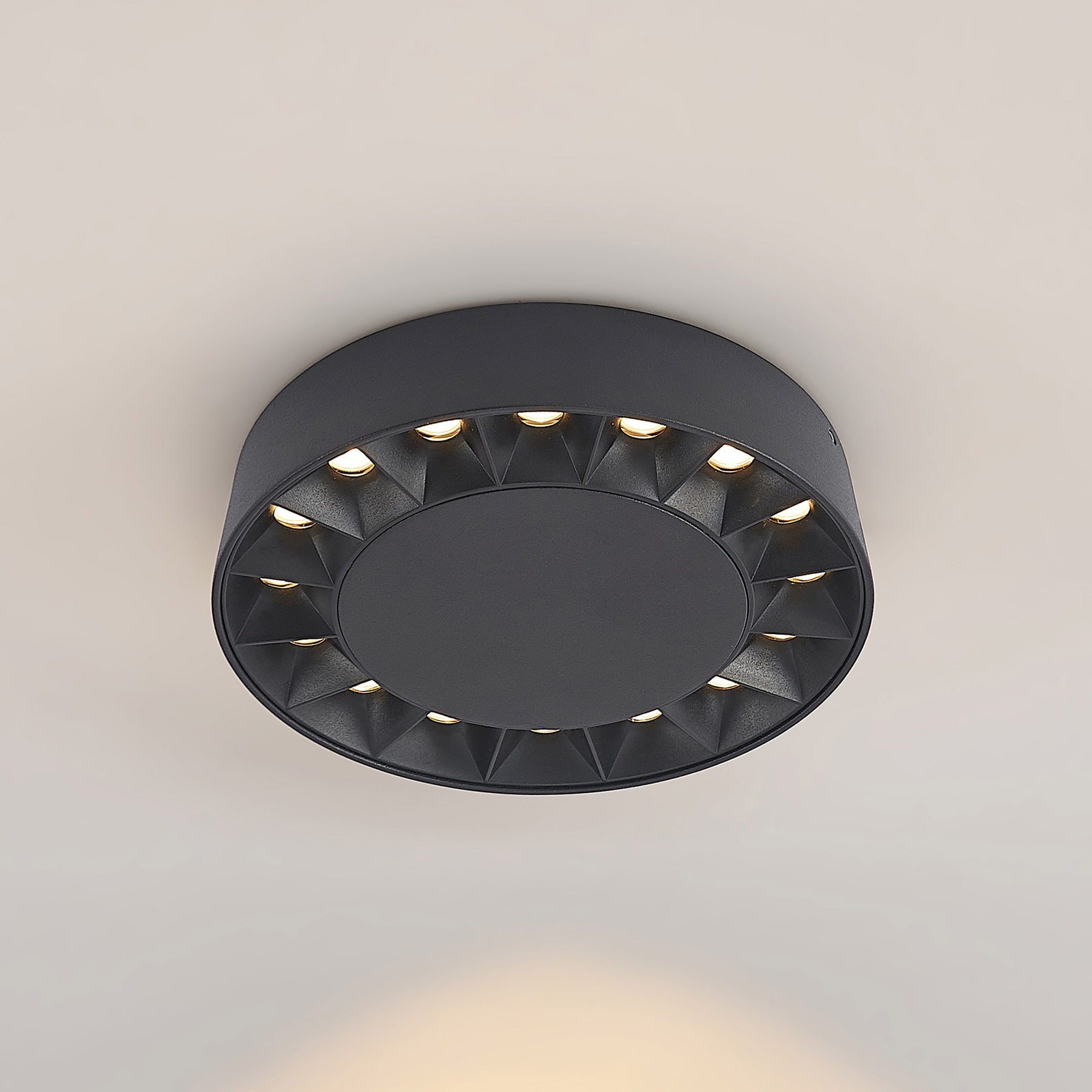 Lucande Kelissa plafonnier LED, salle d'eau, noir