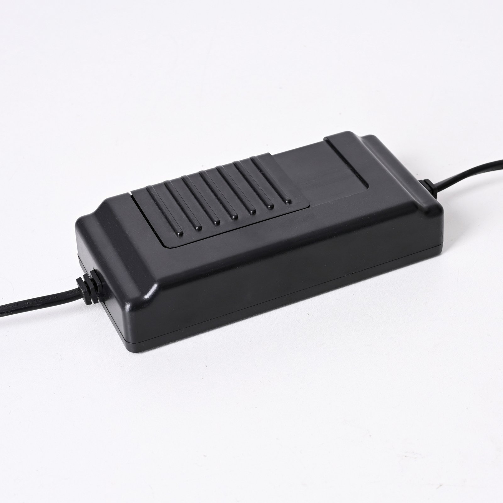 Paul Neuhaus lampada LED da pavimento Twist, nera, altezza 143 cm