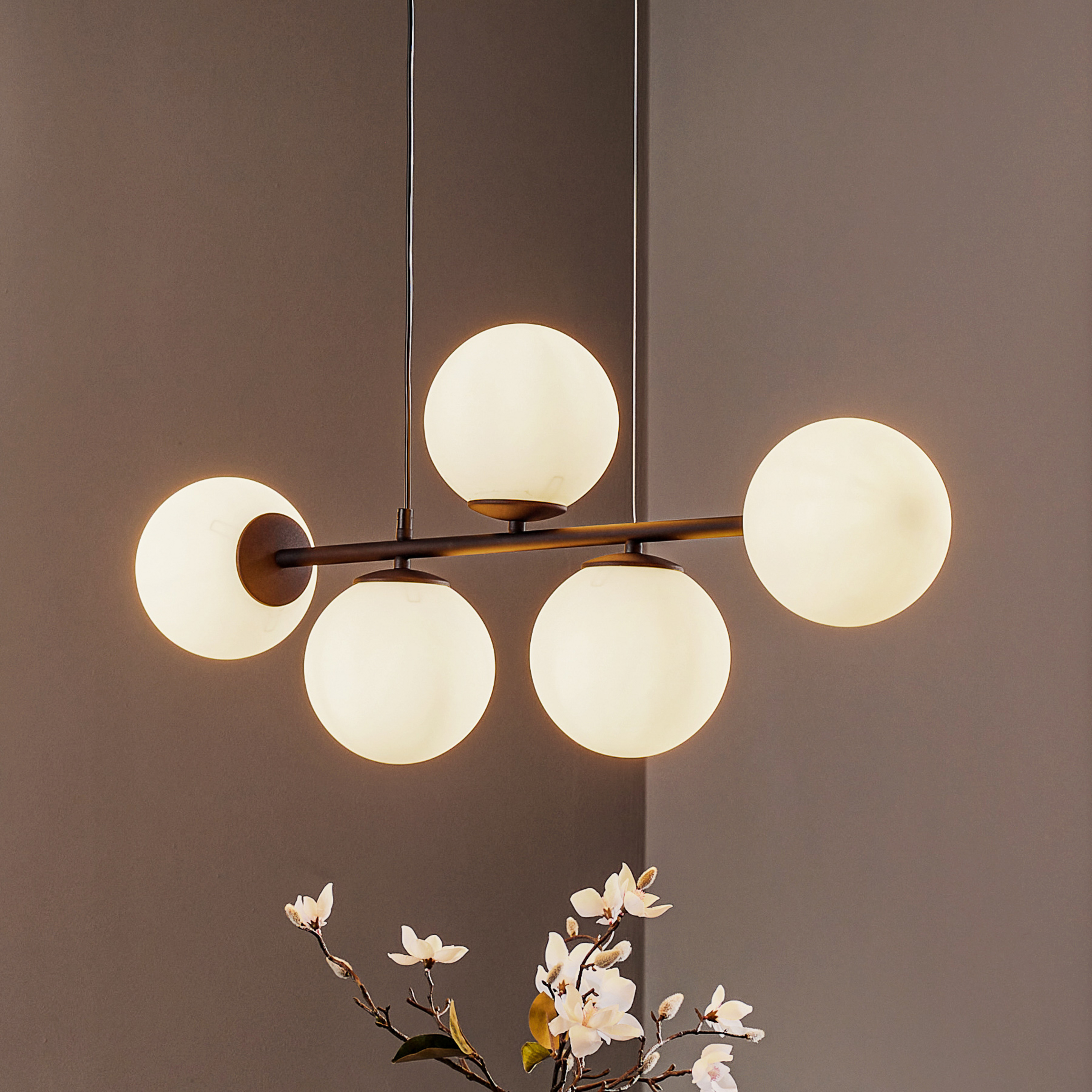 Pendellampe Celeste med kuleformede glass, 5 lyskilder