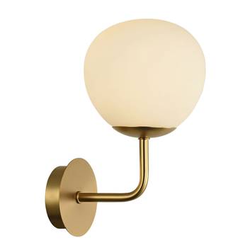 Erich wall light in brass with glass lampshade