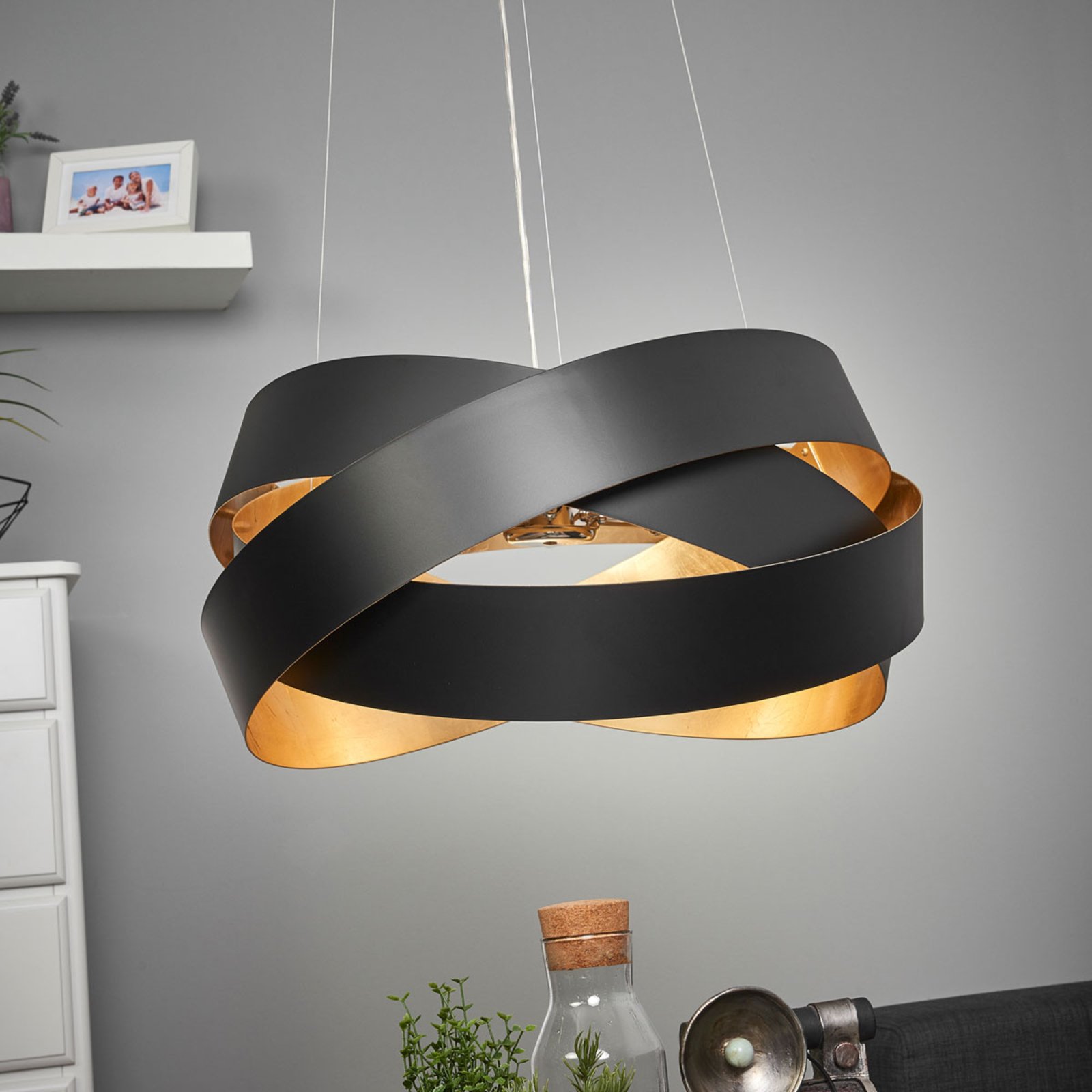 Pura hängande lampa i svart/guld, 60cm, 8x G9