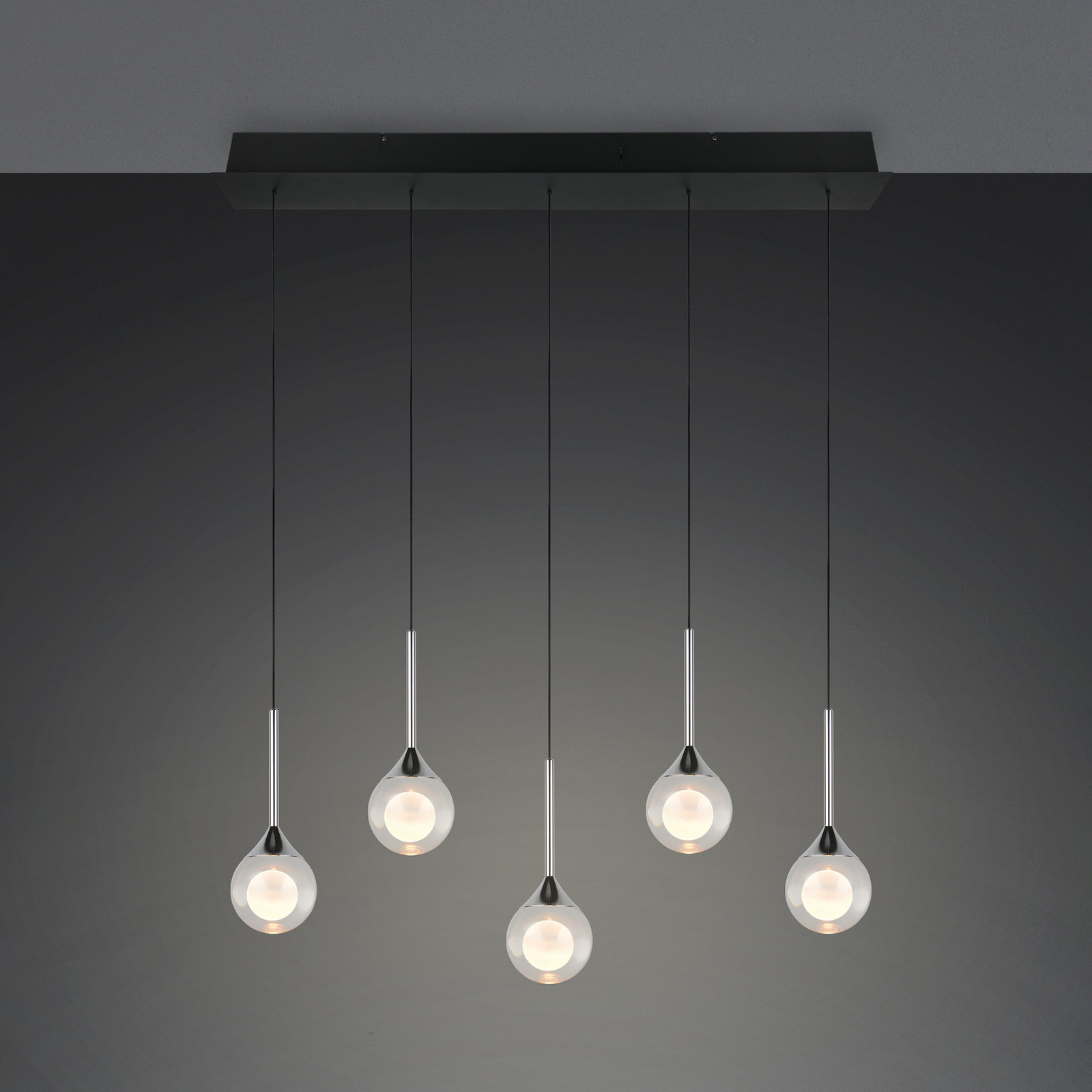 Trio Lighting LED висяща лампа „Calista“, хромирана, дължина 100 см, метал/стъкло, 5 лампи