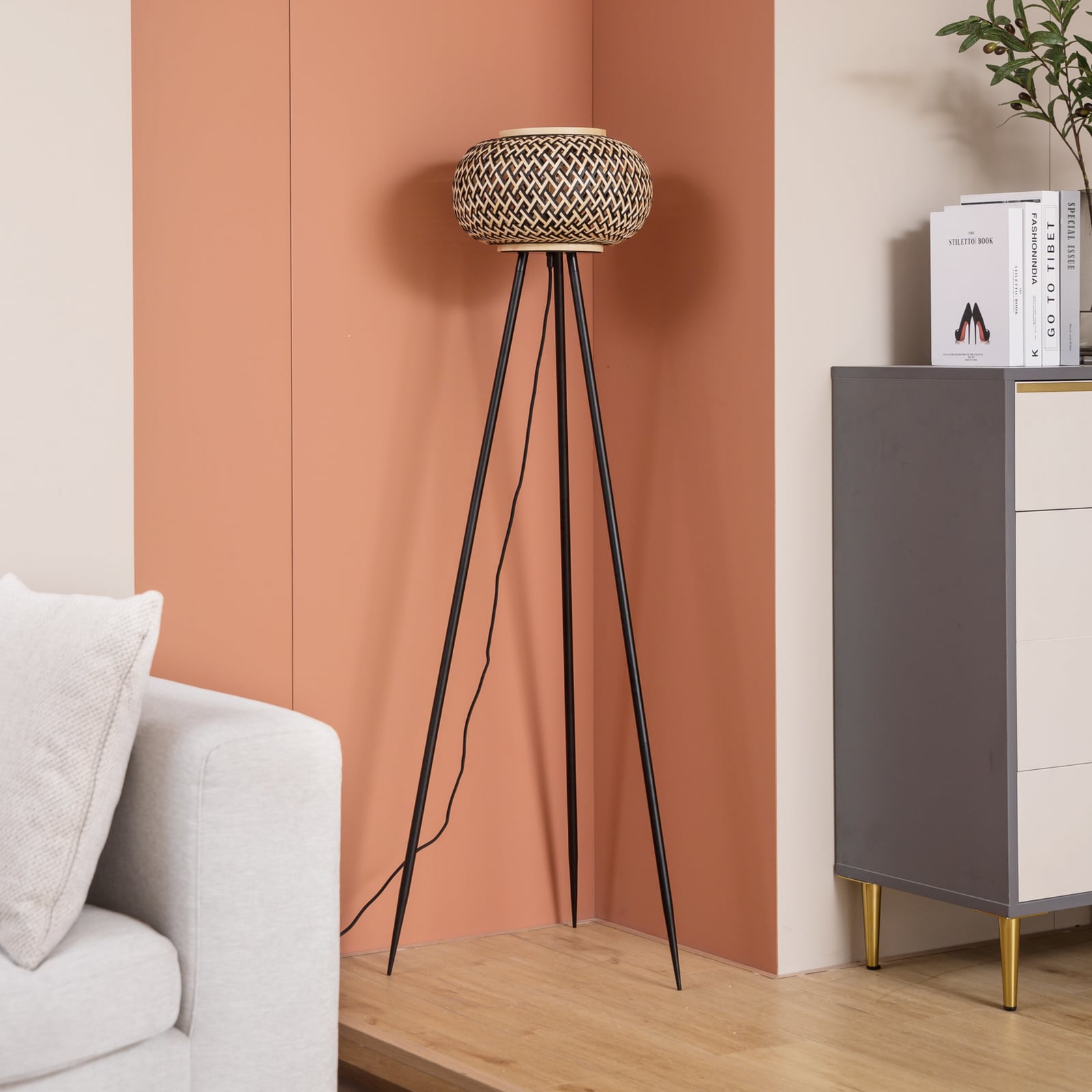 Nerys Lampadaire Black/Wood - Lindby Nerys Lampadaire Black/Wood - Lindby