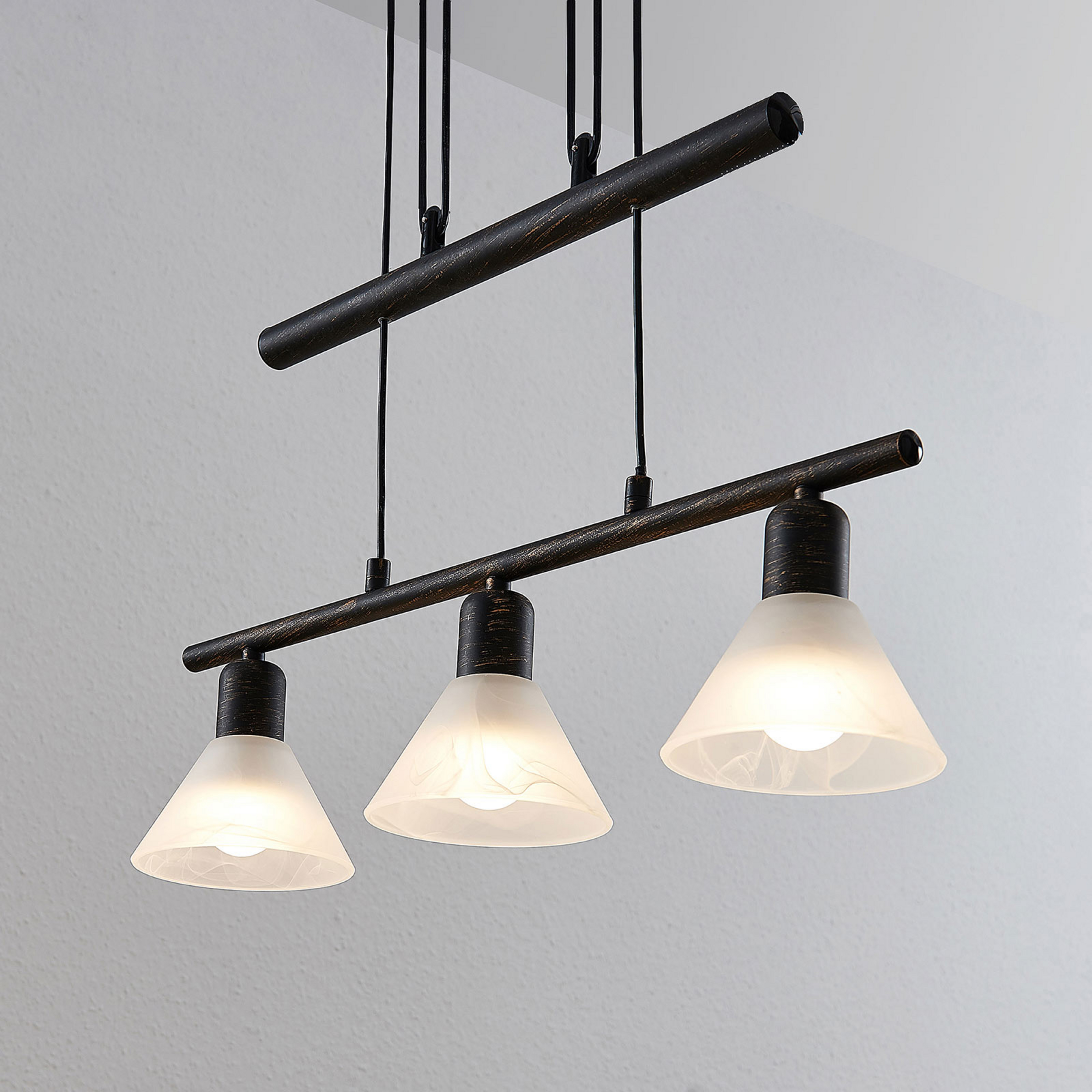 Lindby hanglamp Delira, 3-lamps, zwart, in hoogte verstelbaar
